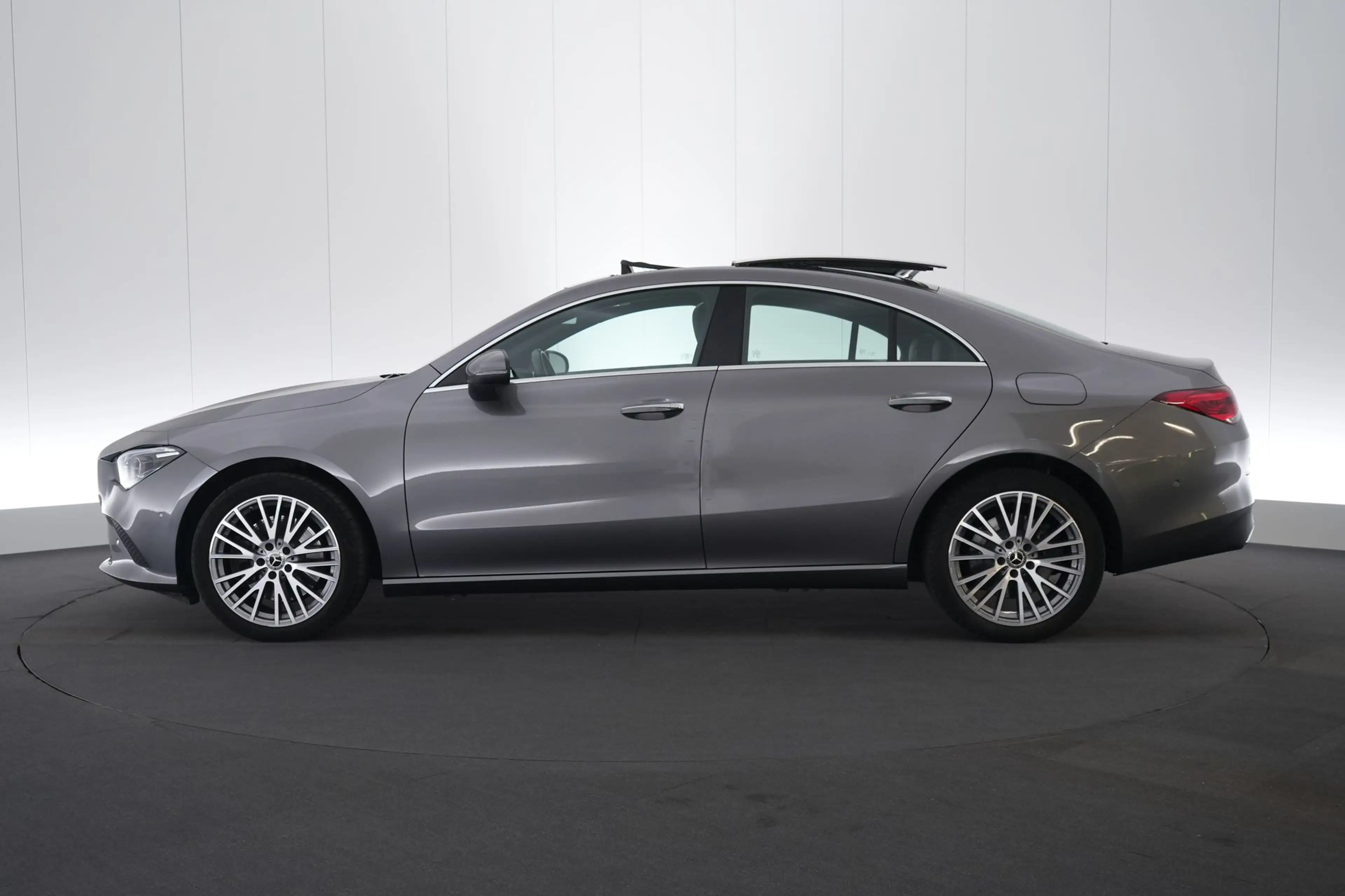 Mercedes-Benz CLA 250 250e PHEV Business Solution Luxury Plus LEDER/CUIR — photo 11