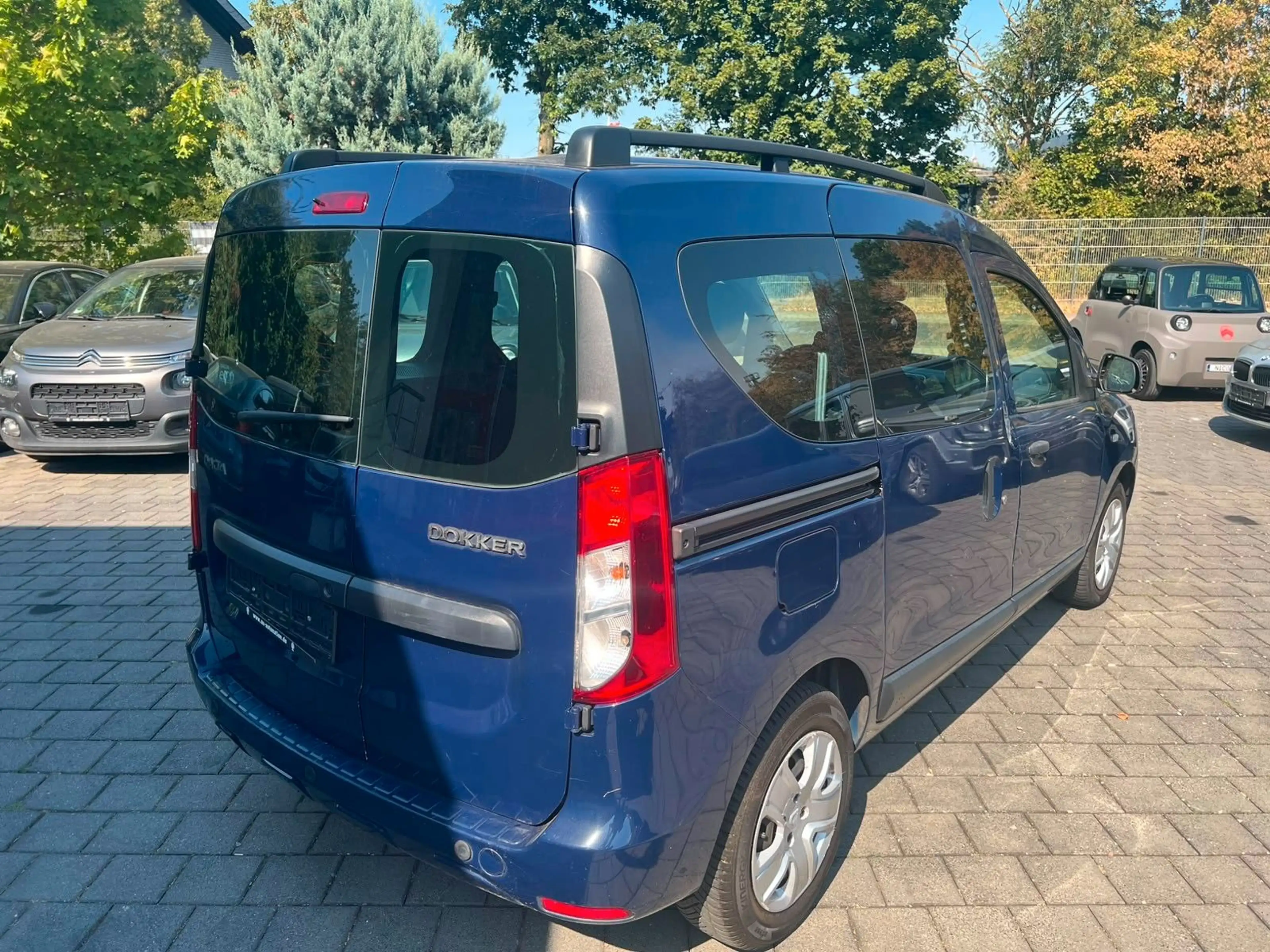 Dacia Dokker LAUREATE KAMERA NAVI KLIMA TEMPOM BLTH — photo 7