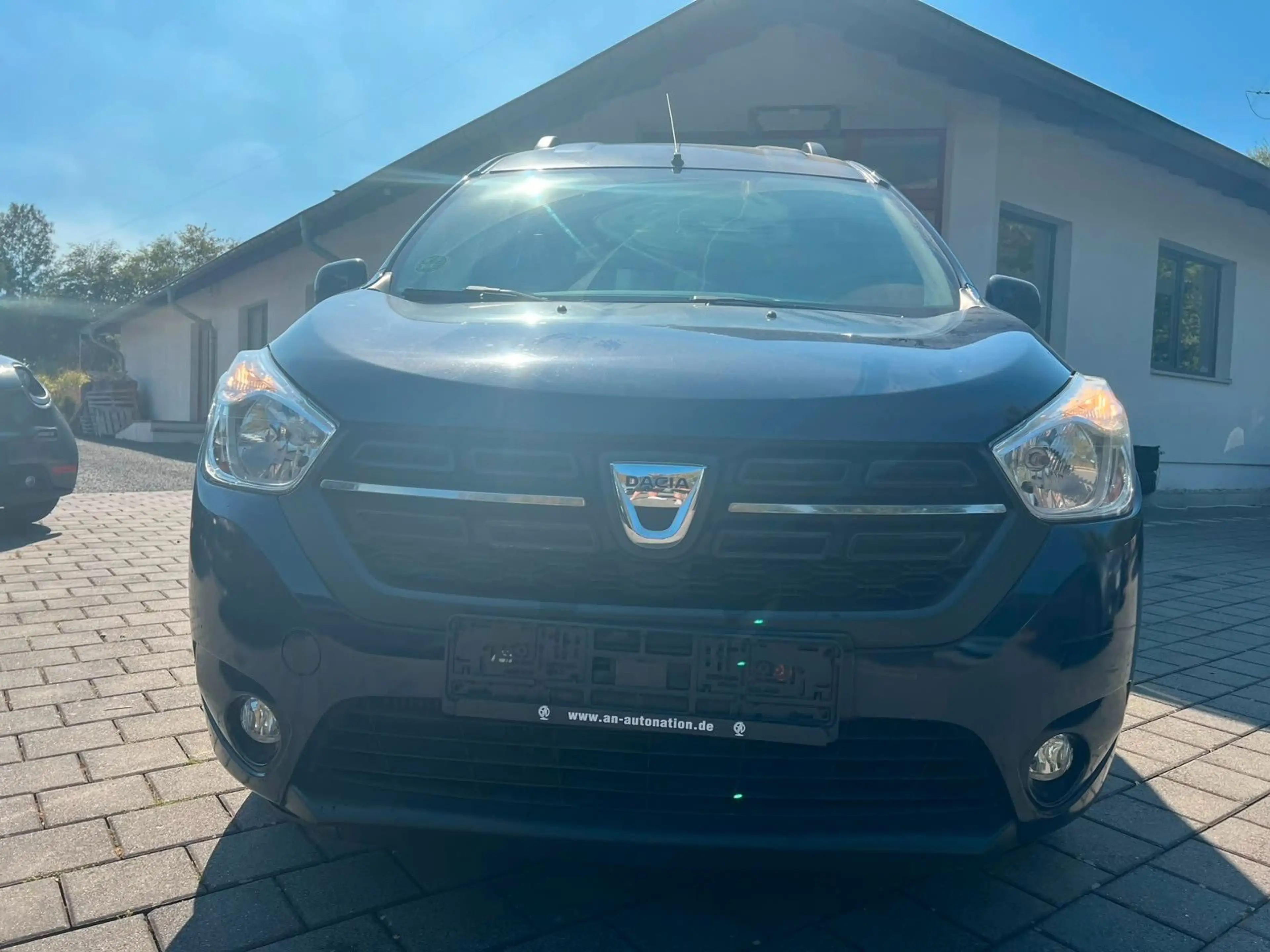 Dacia Dokker LAUREATE KAMERA NAVI KLIMA TEMPOM BLTH — photo 2
