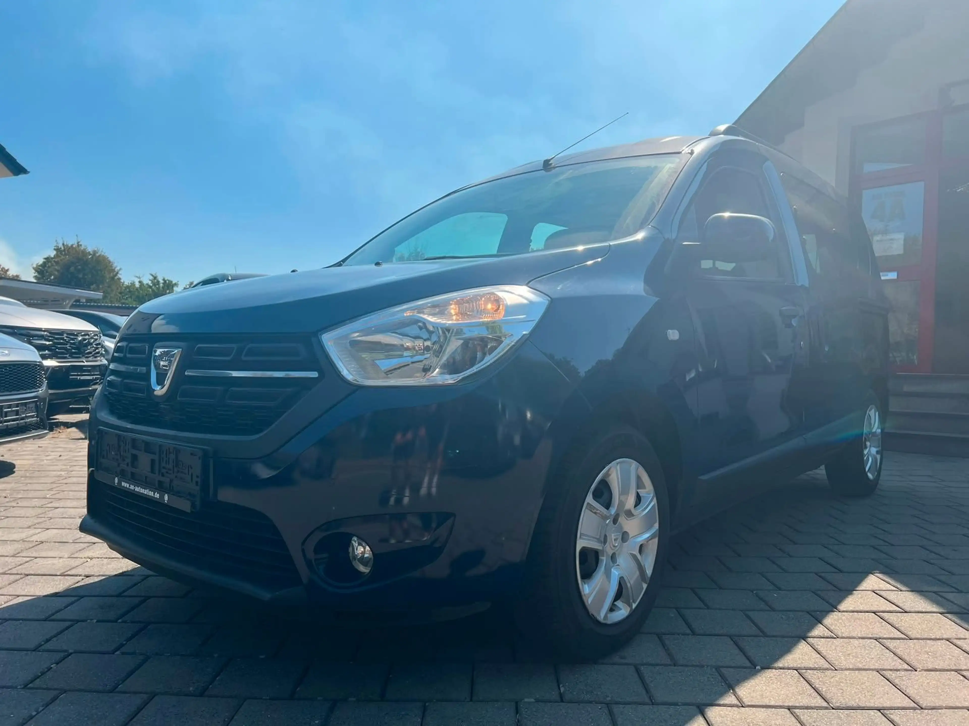 Dacia Dokker LAUREATE KAMERA NAVI KLIMA TEMPOM BLTH — photo 4