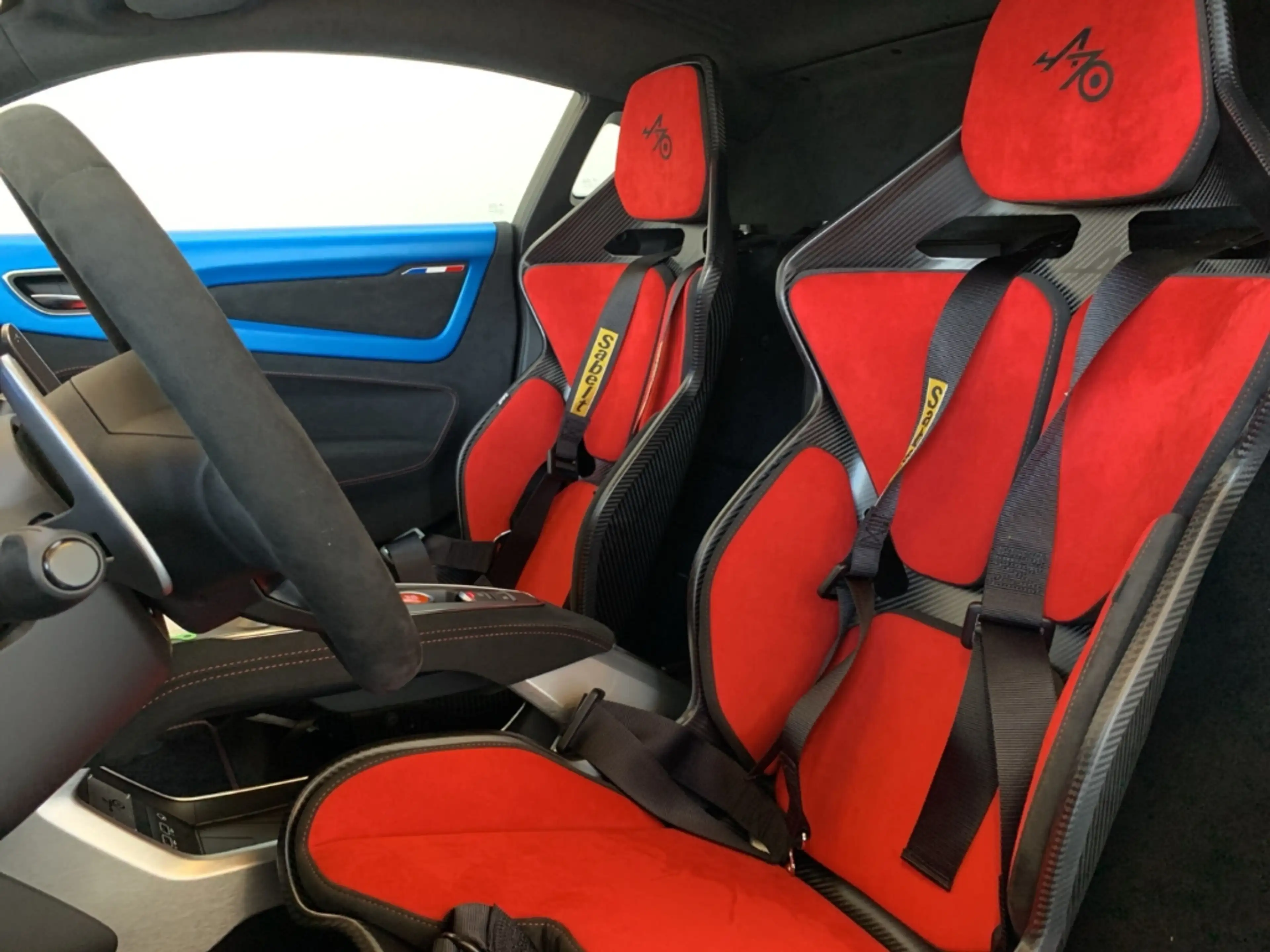 Alpine A110 70 R KAMERA+BREMBO+KLIMA+SABELT+CARBON — photo 10