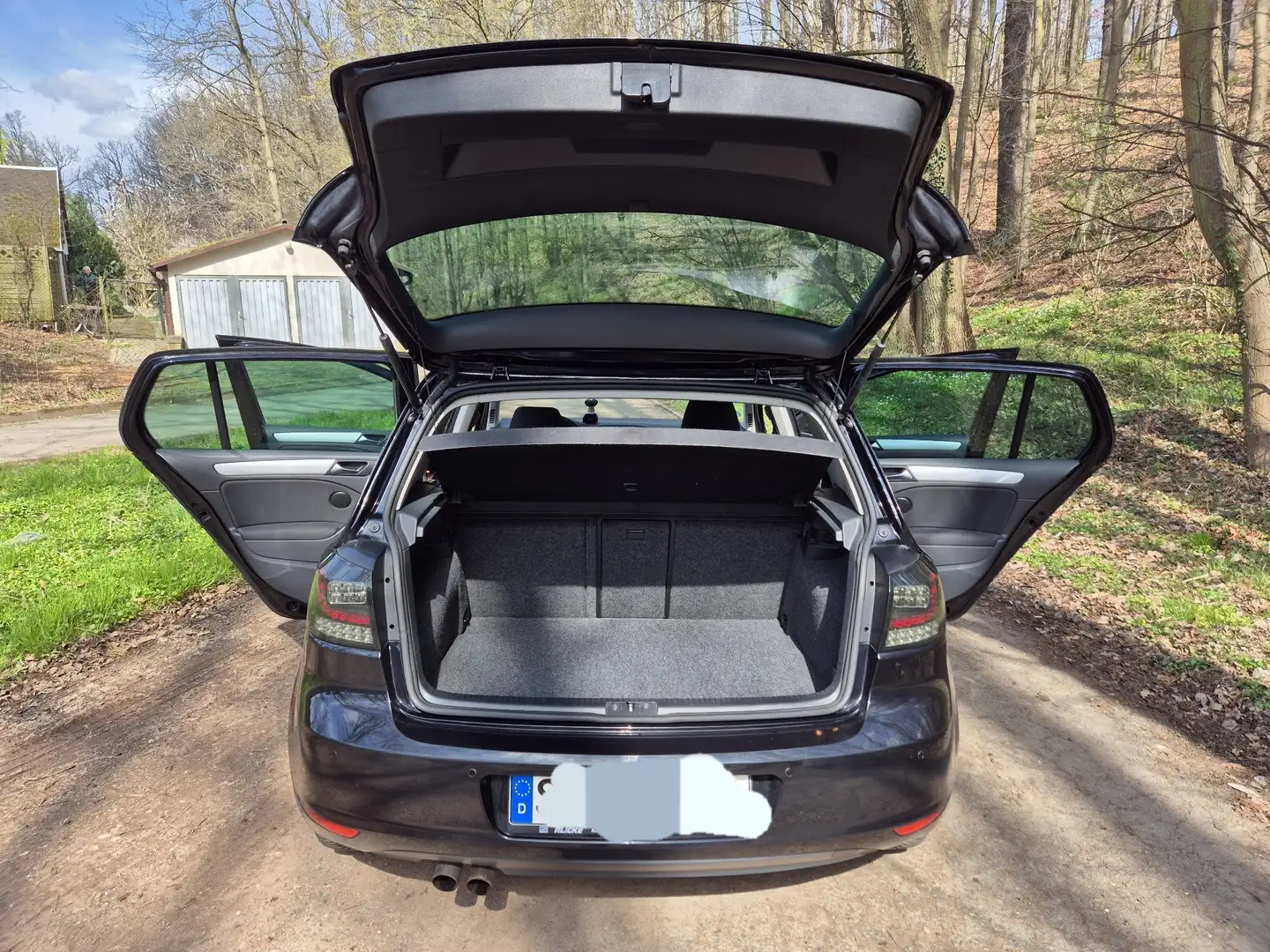 Volkswagen Golf Highline Black - 2