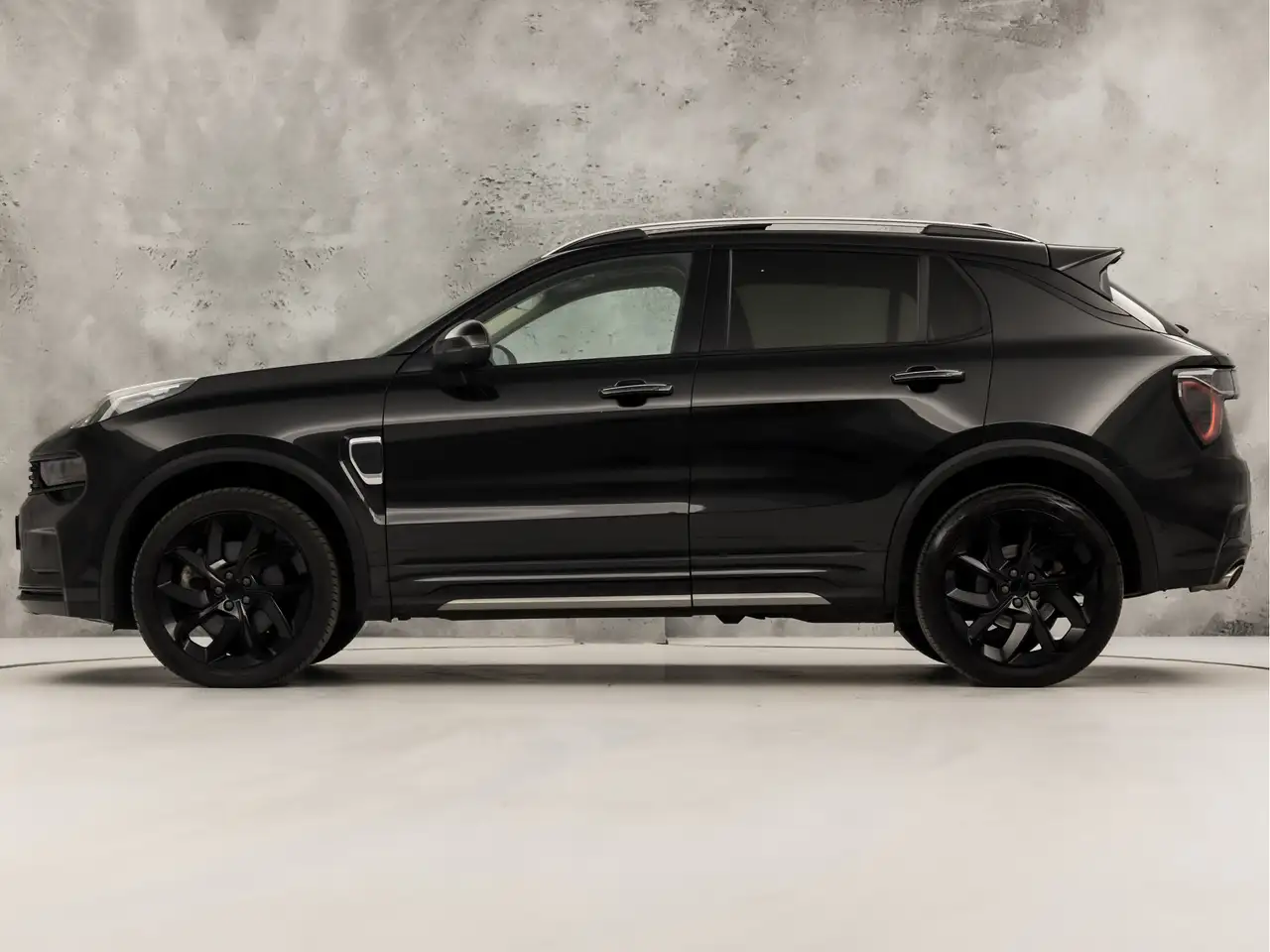 Lynk & Co 01 2022
