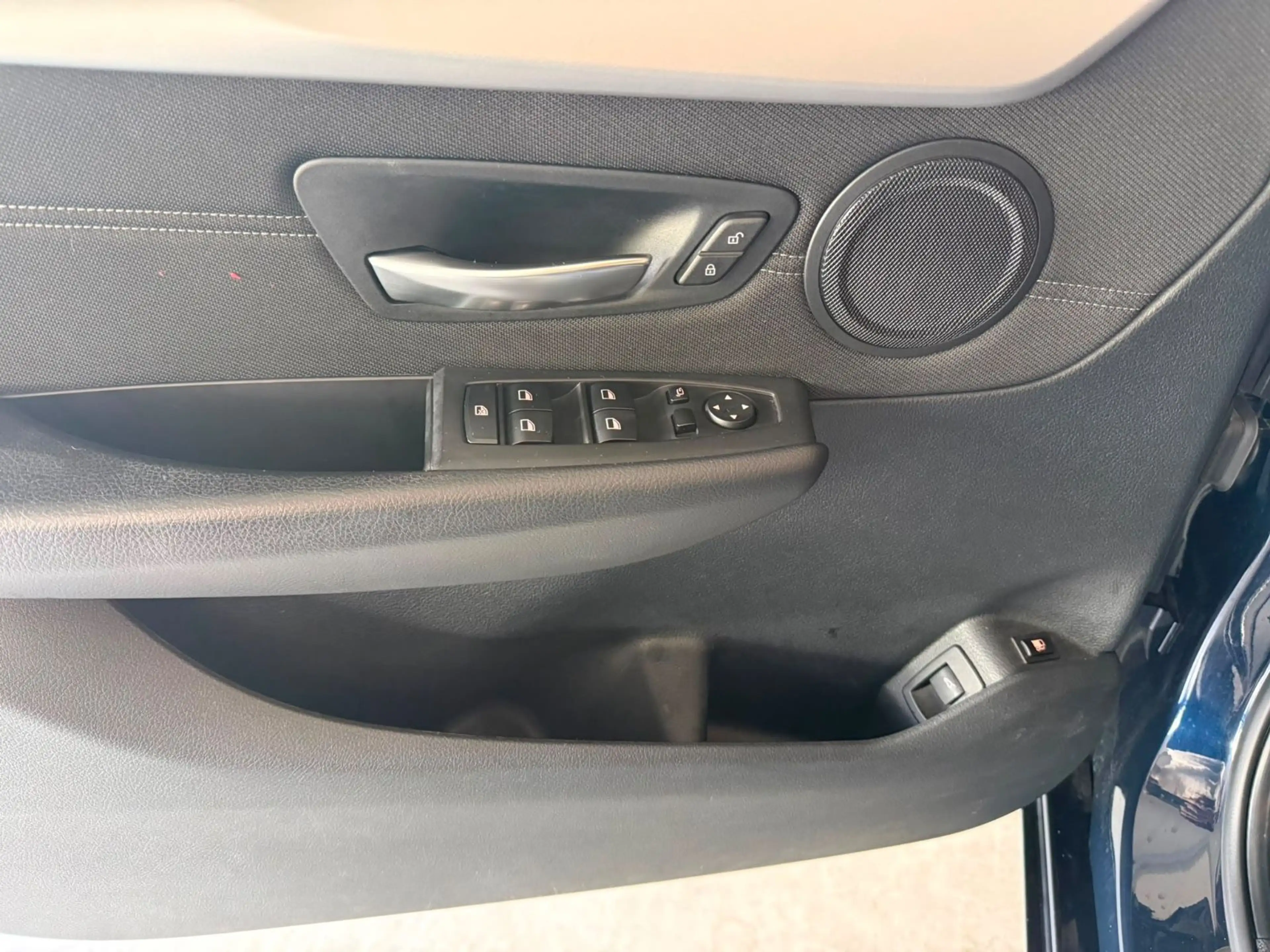 BMW 225 xe Active Tourer Advantage LED/Temp/Kam/Navi — photo 8