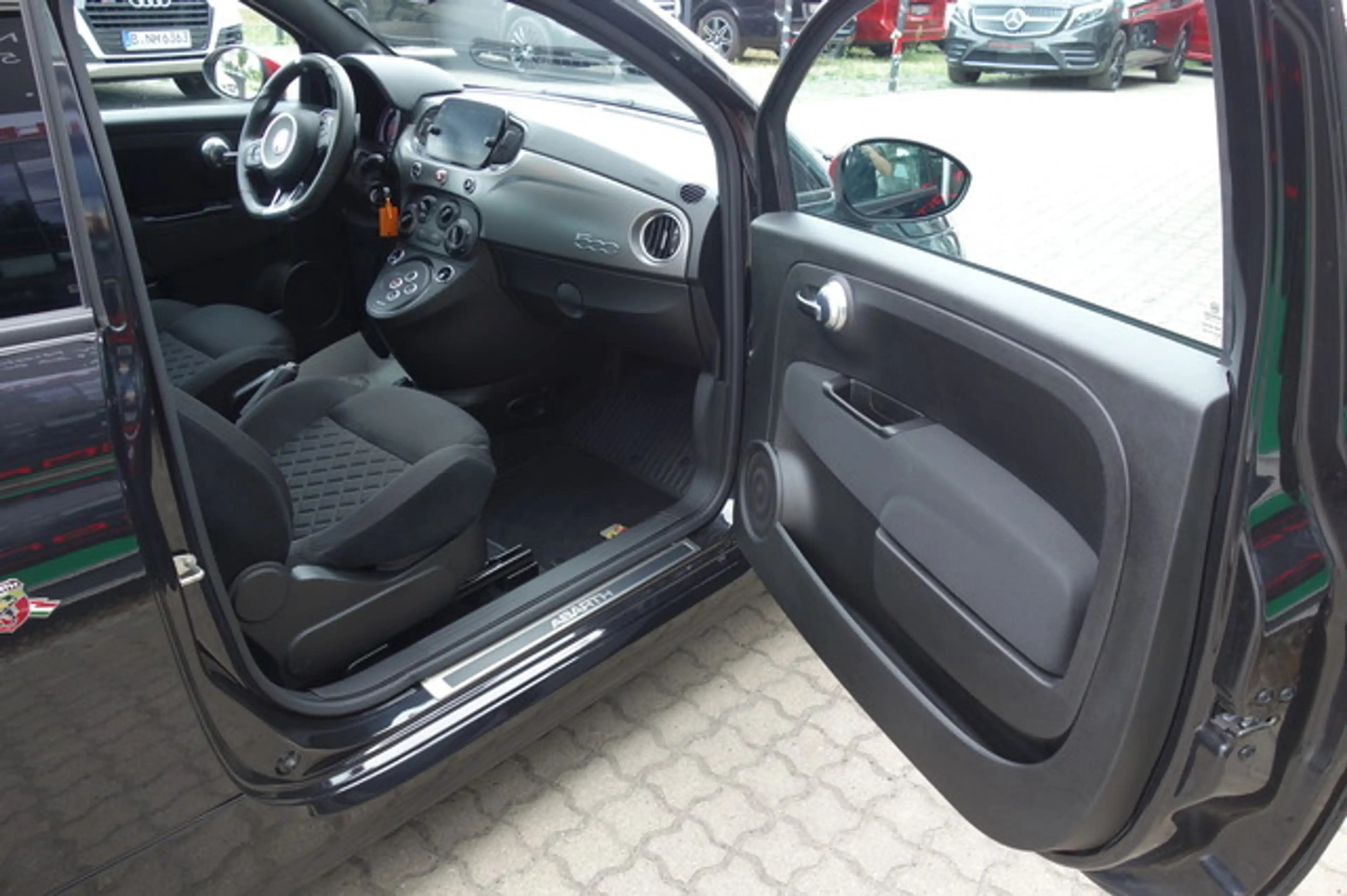 Abarth 595 1,4 TURBO AUTOM/KLIMA/PDC/SITZHZG — photo 12