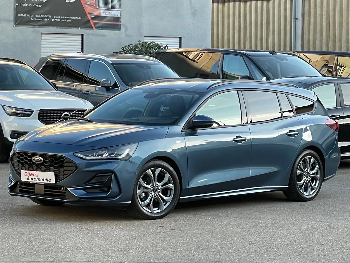 Ford Focus Turnier ST-Line X Aut HuD LED Blis 1Hd TOP Blau - 1