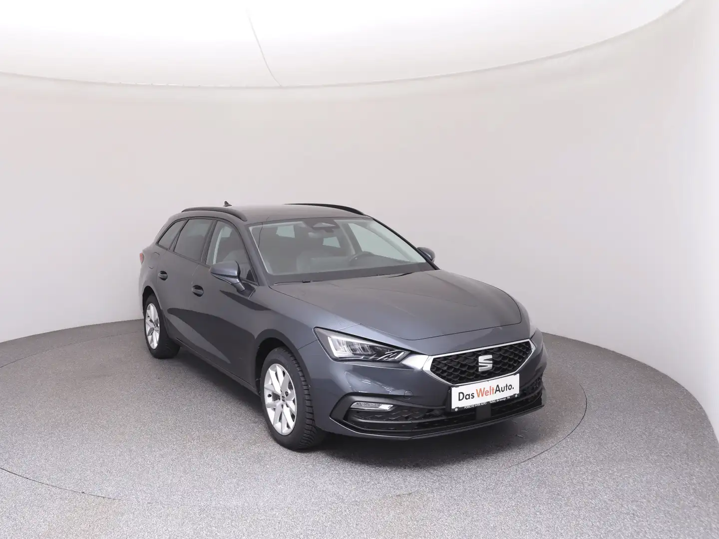 SEAT Leon Style 2.0 TDI 115 PS Grau - 2