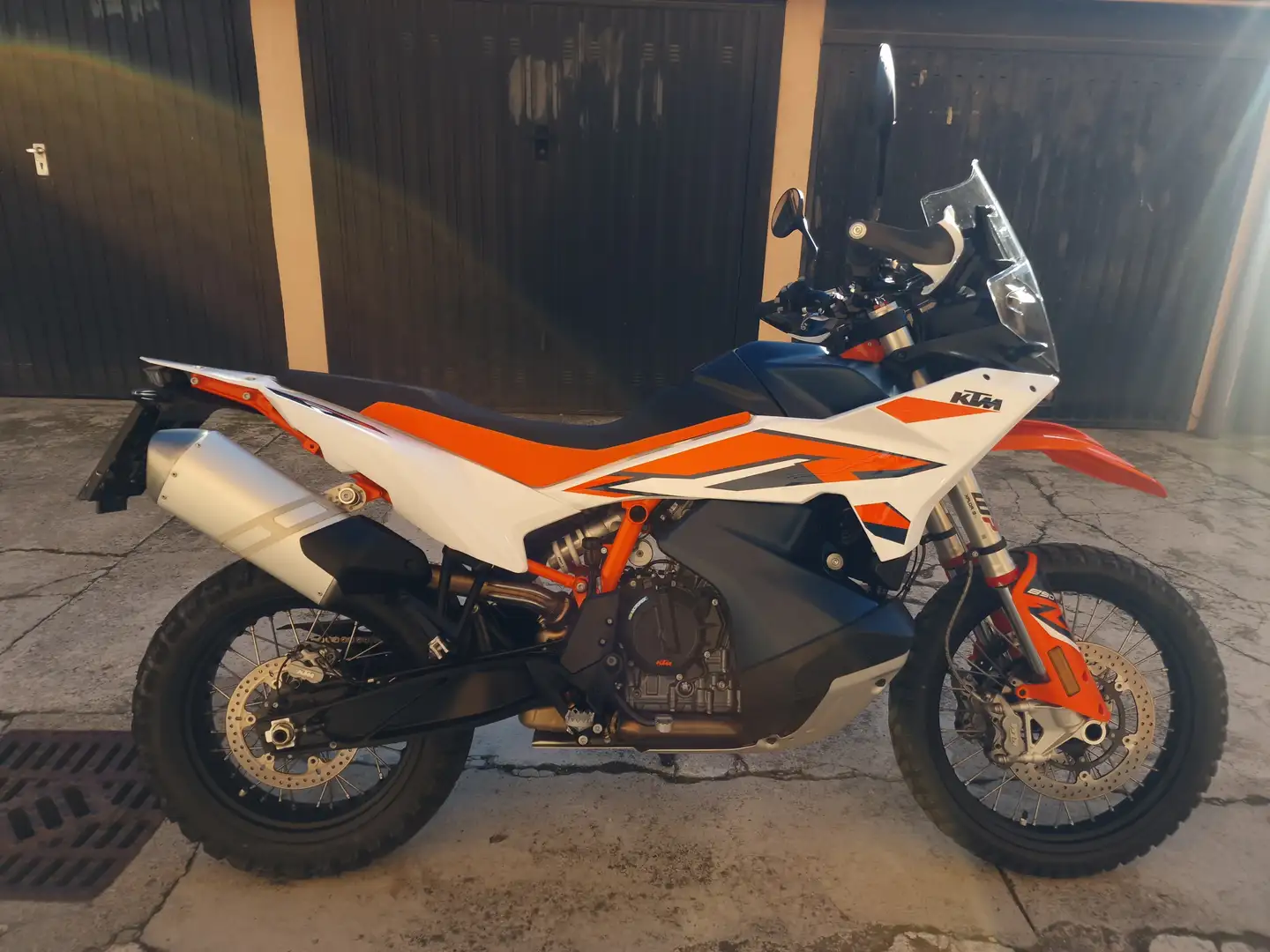 KTM 890 Adventure R Arancione - 1