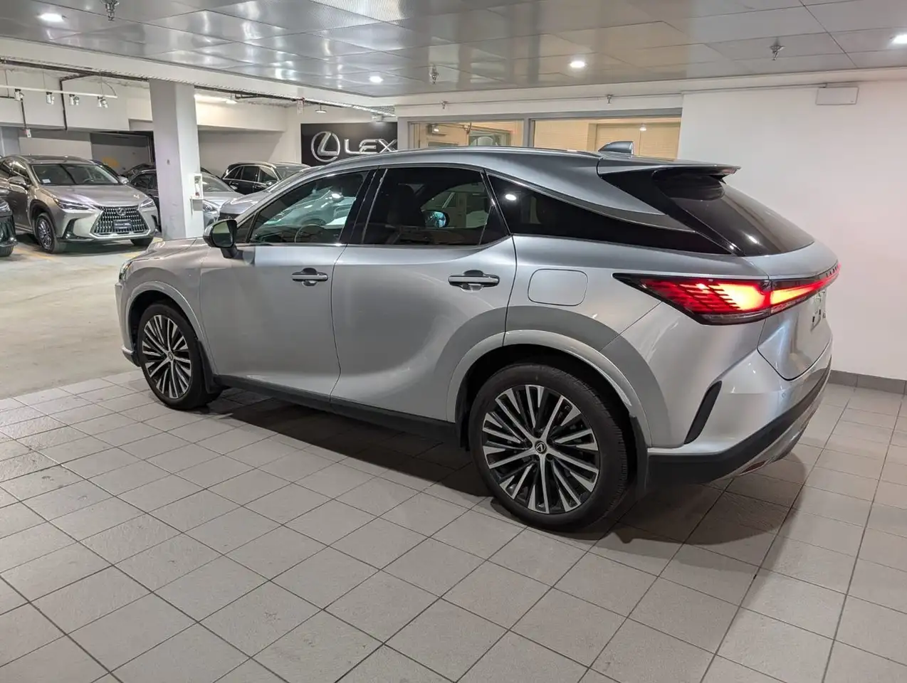 Lexus RX photo Lexus RX