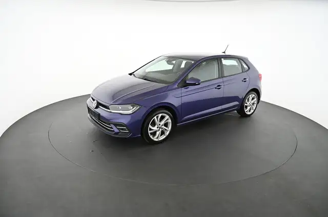 Volkswagen Polo view 3