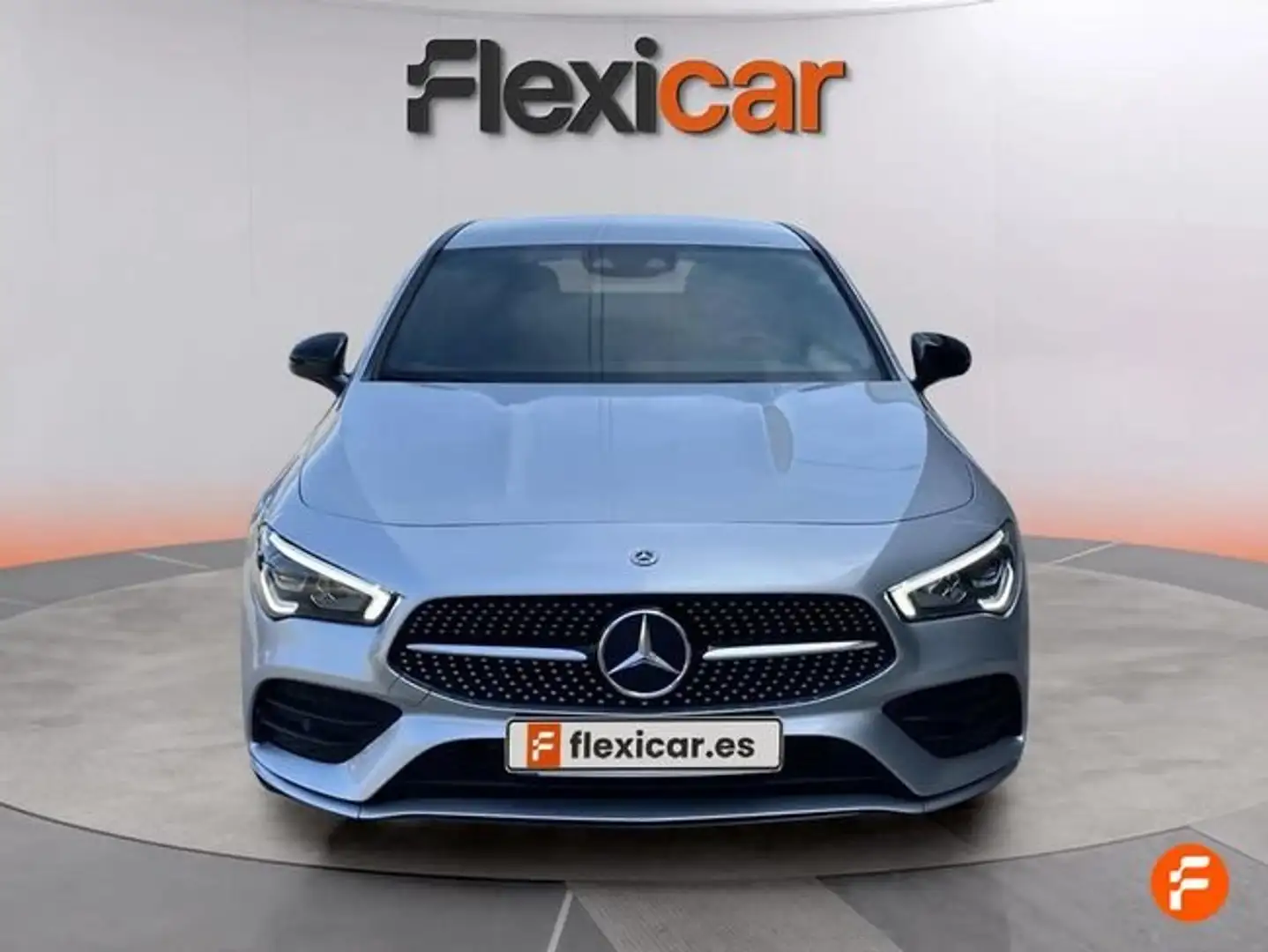 Mercedes-Benz CLA 200 Gris - 2