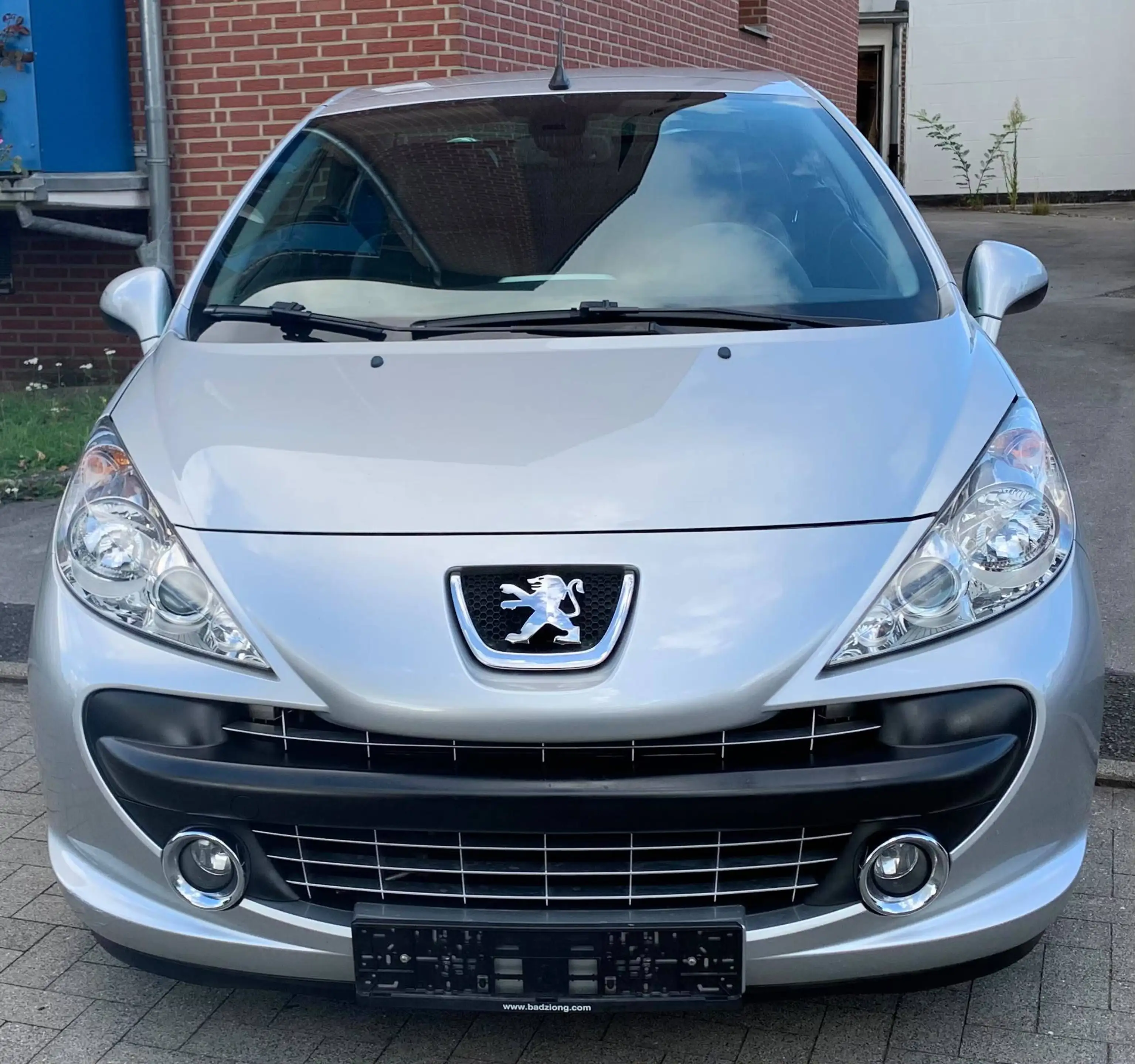 Peugeot 207 CC AUTOMATIK Platinum *LEDER-ALLWETTER-TÜV NEU* — photo 8