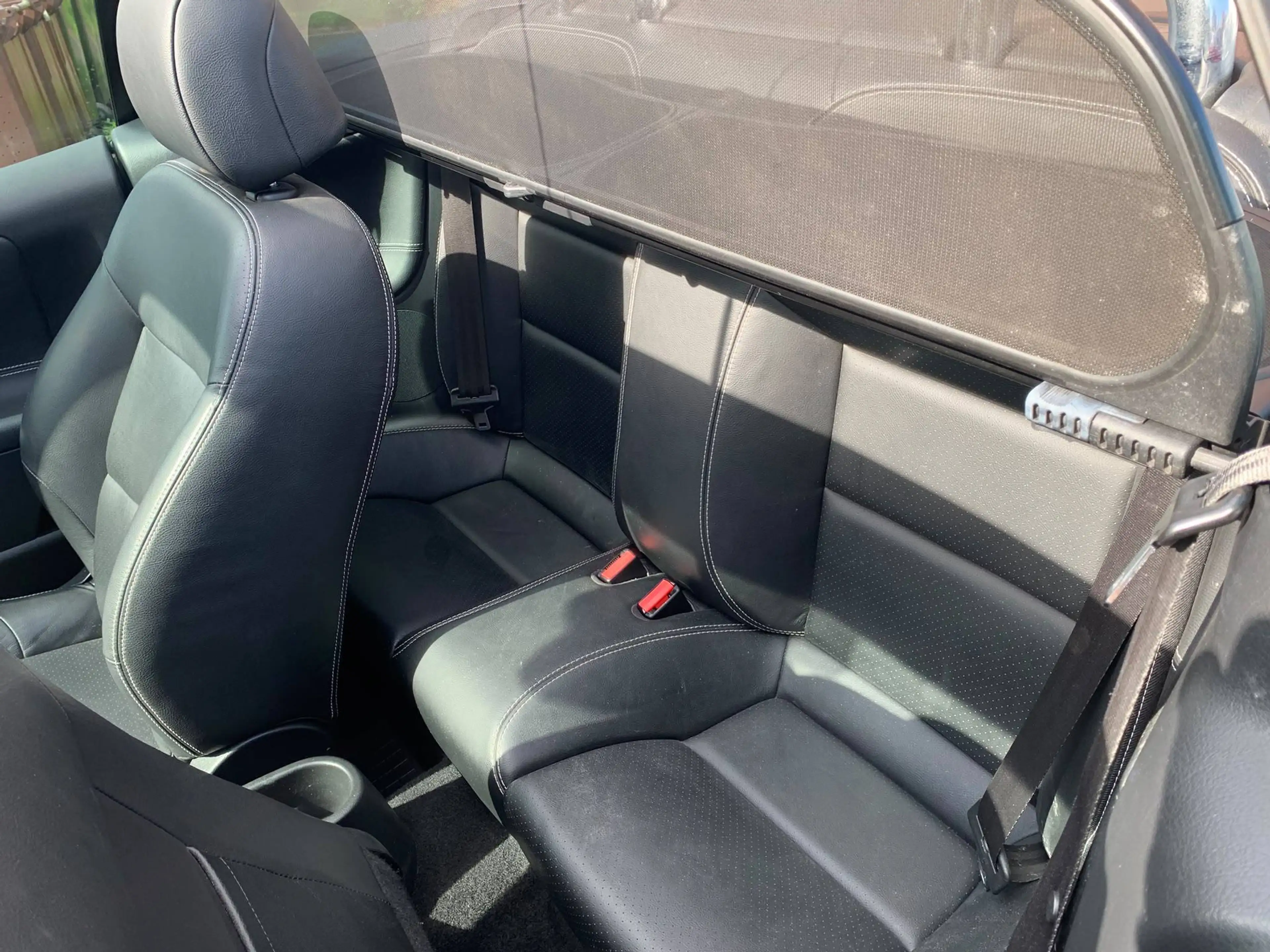 Peugeot 207 CC AUTOMATIK Platinum *LEDER-ALLWETTER-TÜV NEU* — photo 12