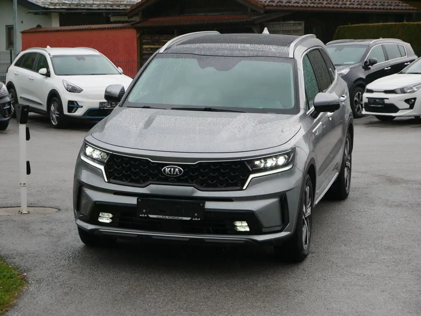 Kia Sorento 1,6 T-GDI Plug-In Hybrid GPF AWD Gold Aut. Grijs - 2
