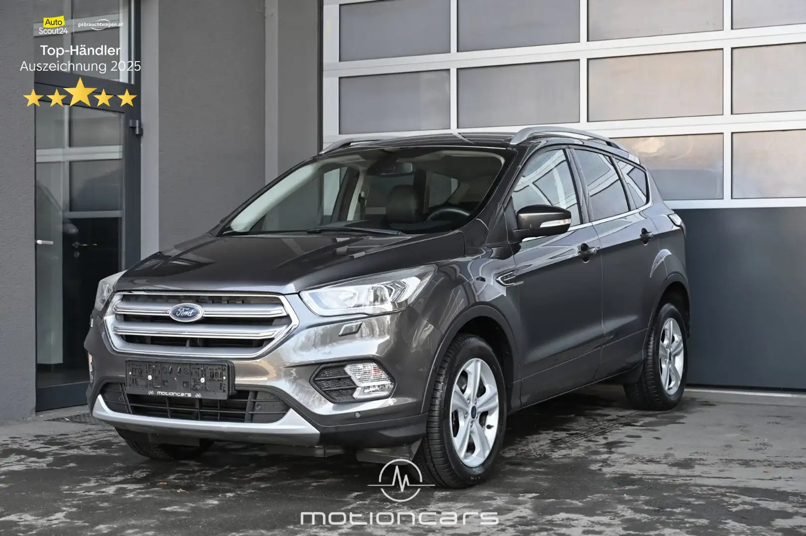 Ford Kuga 2.0 TDCi Titanium 4x2 Start/Stopp Pickerl NEU Grau - 1