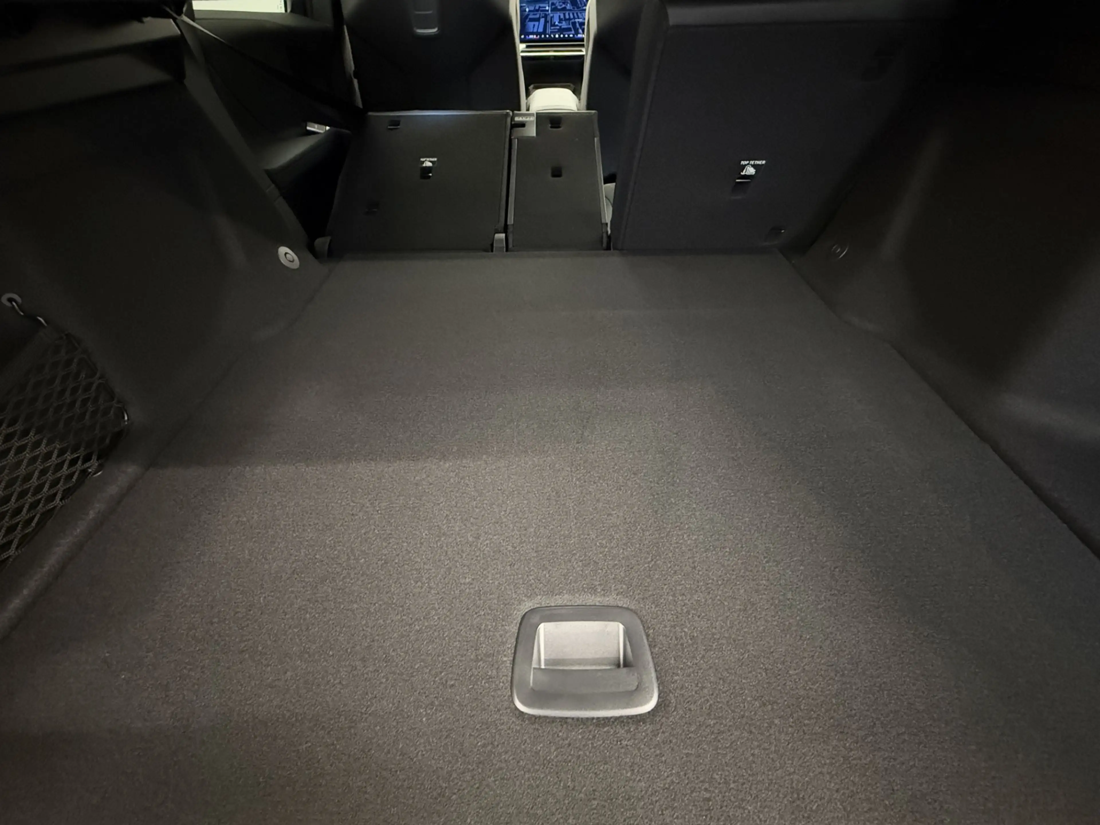 BMW iX3 40 sDrive — photo 14
