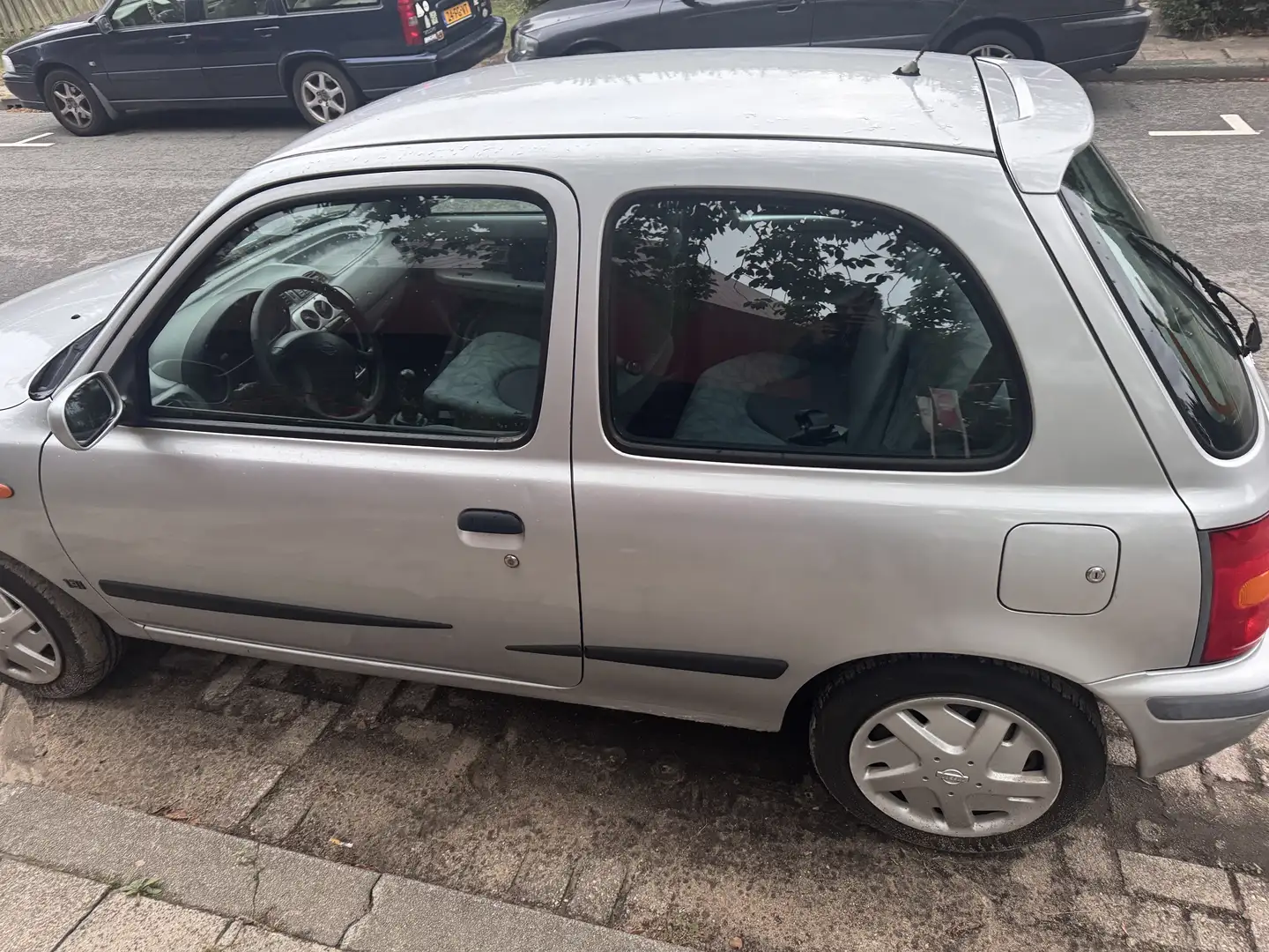 Nissan Micra 1.3 Lima zeer goede staat Gris - 2