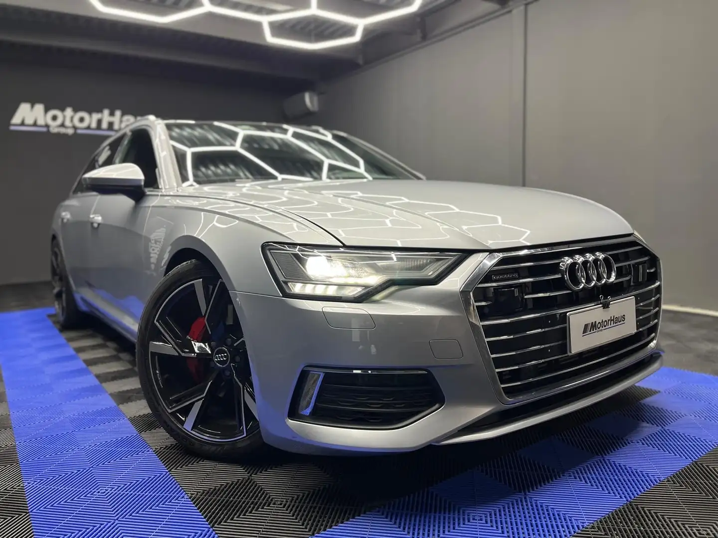 Audi A6 Avant 50 3.0Business quattro Grigio - 1