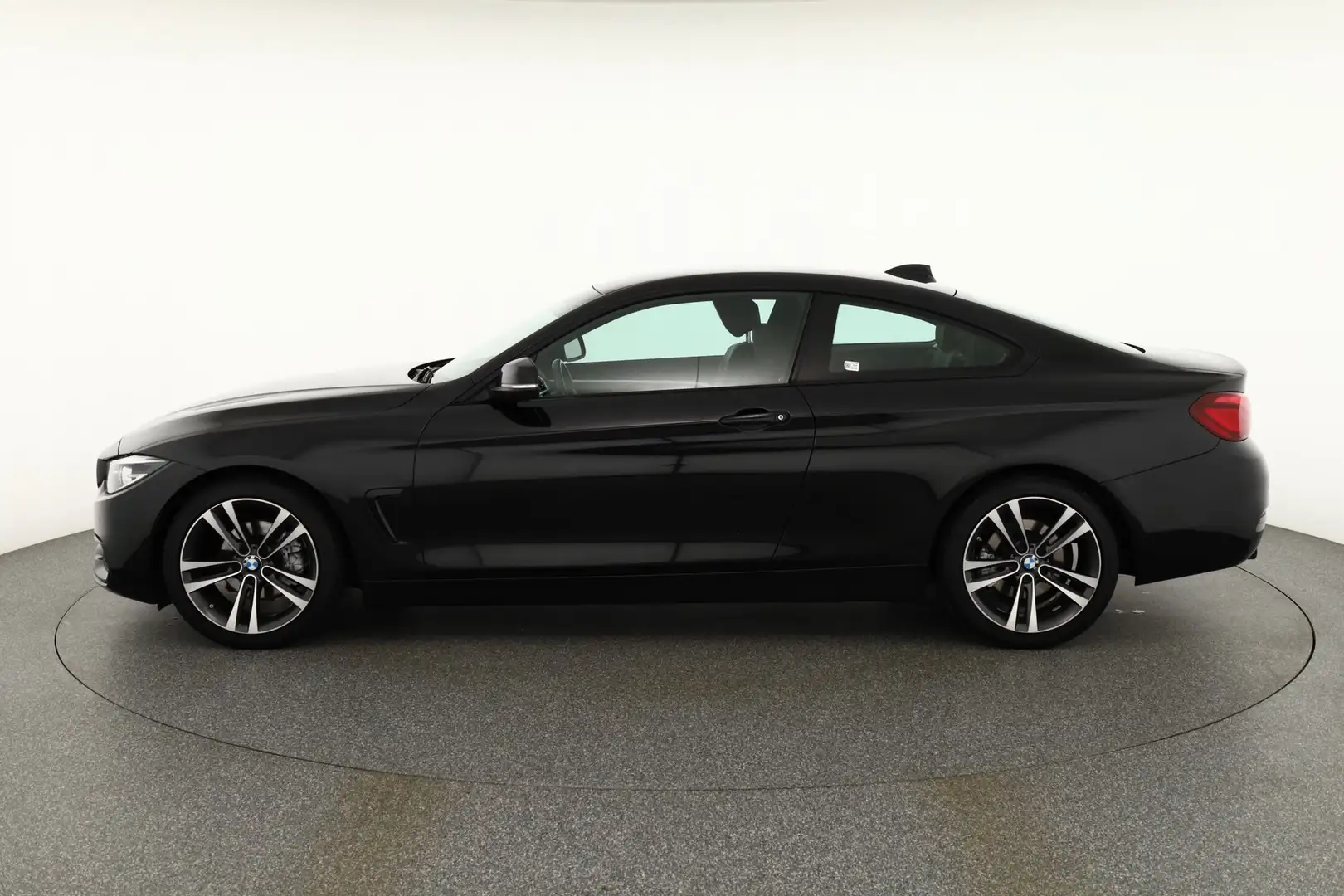 BMW 420 420i Coupe Sport Line LED Navi Leder Sitzheizung Schwarz - 2