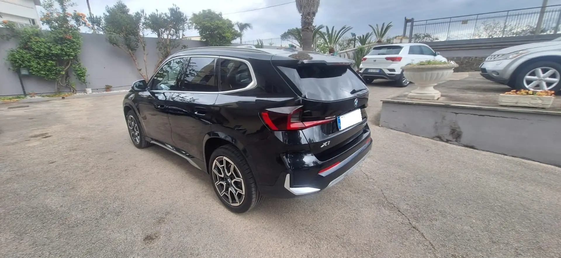 BMW X1 X1 U11 sdrive18d X-Line auto Nero - 2