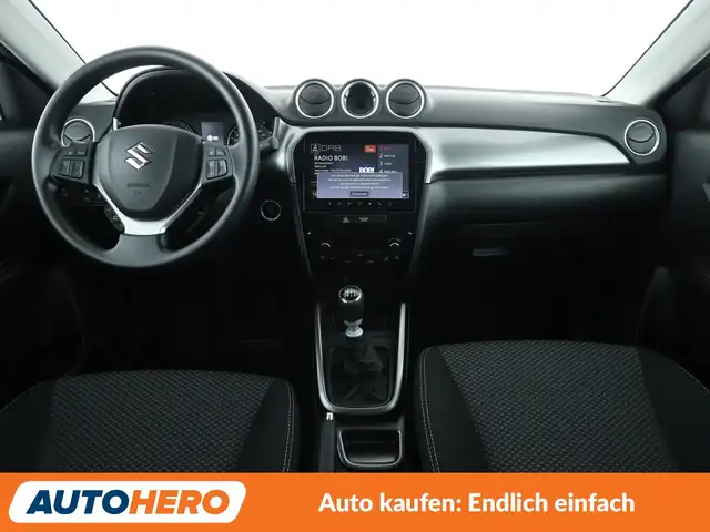 Suzuki Vitara view 12