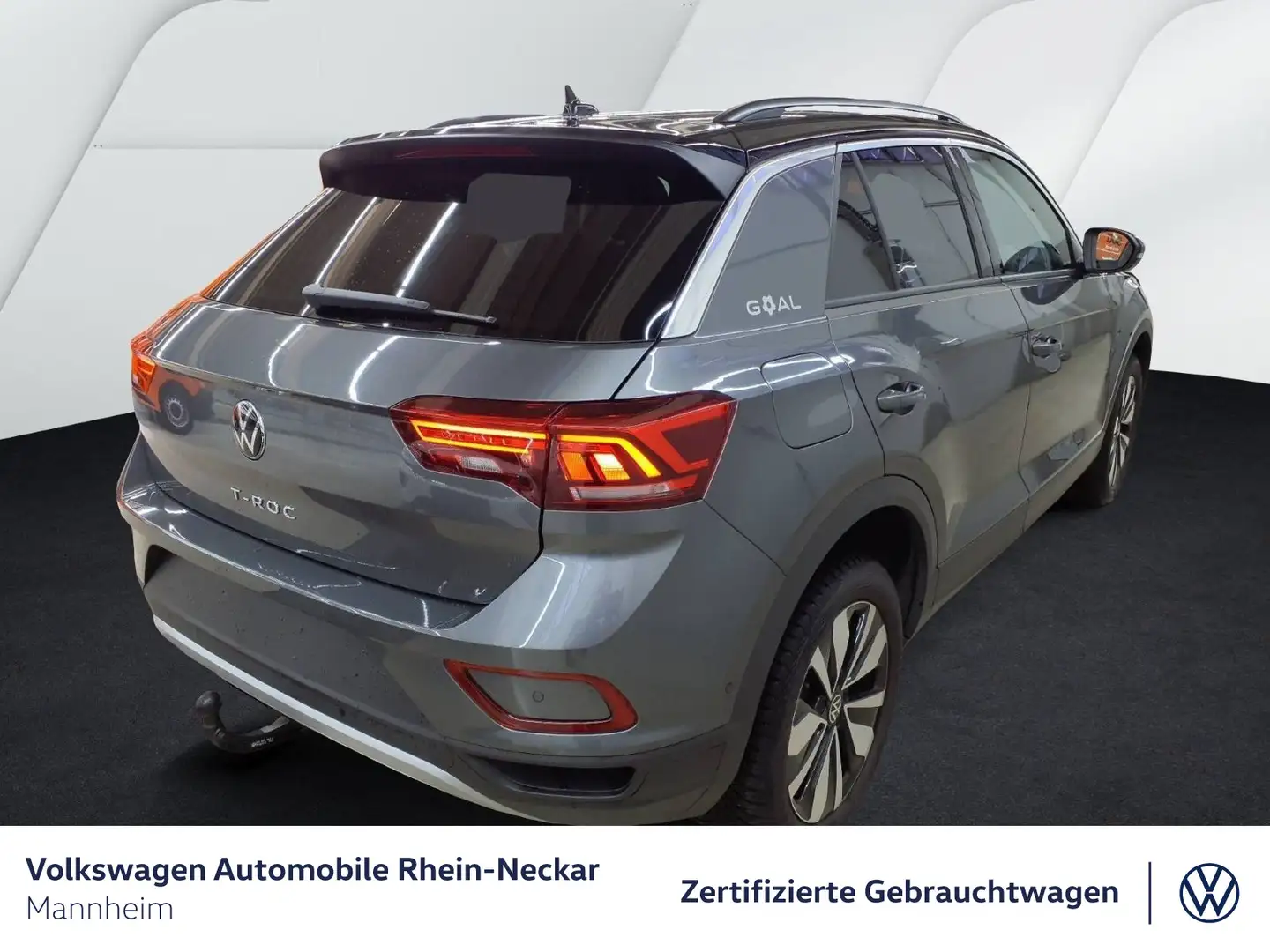 Volkswagen T-Roc 2.0 TDI GOAL DSG Navi AHK Kamera uvm Grau - 2