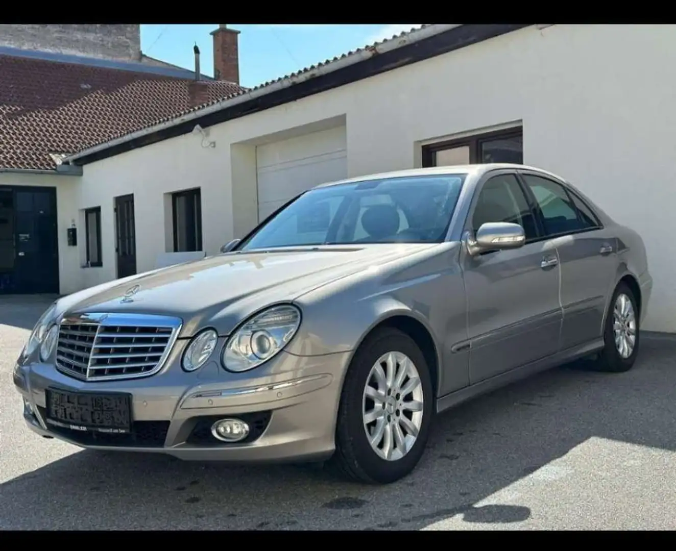 Mercedes-Benz E 220 E 220 Avantgarde A-Edition CDI Aut. Gris - 2