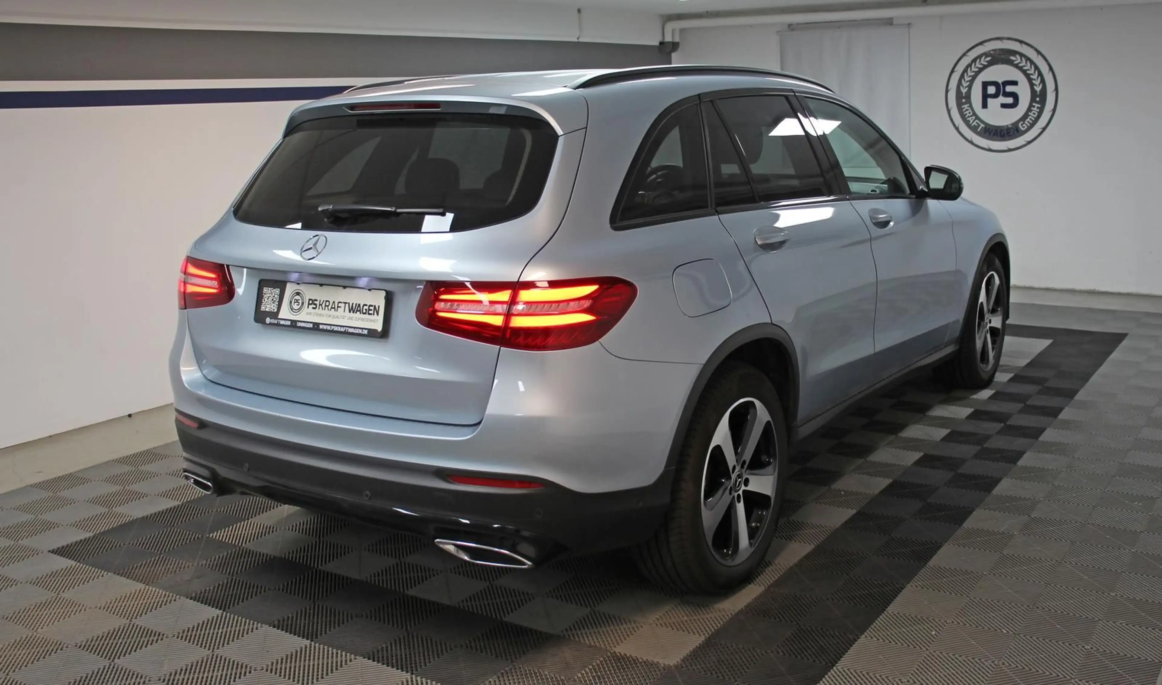Mercedes-Benz GLC 350 CDI 4Matic KAMERA DISTRONIC NIGHT 1.HAND — photo 3