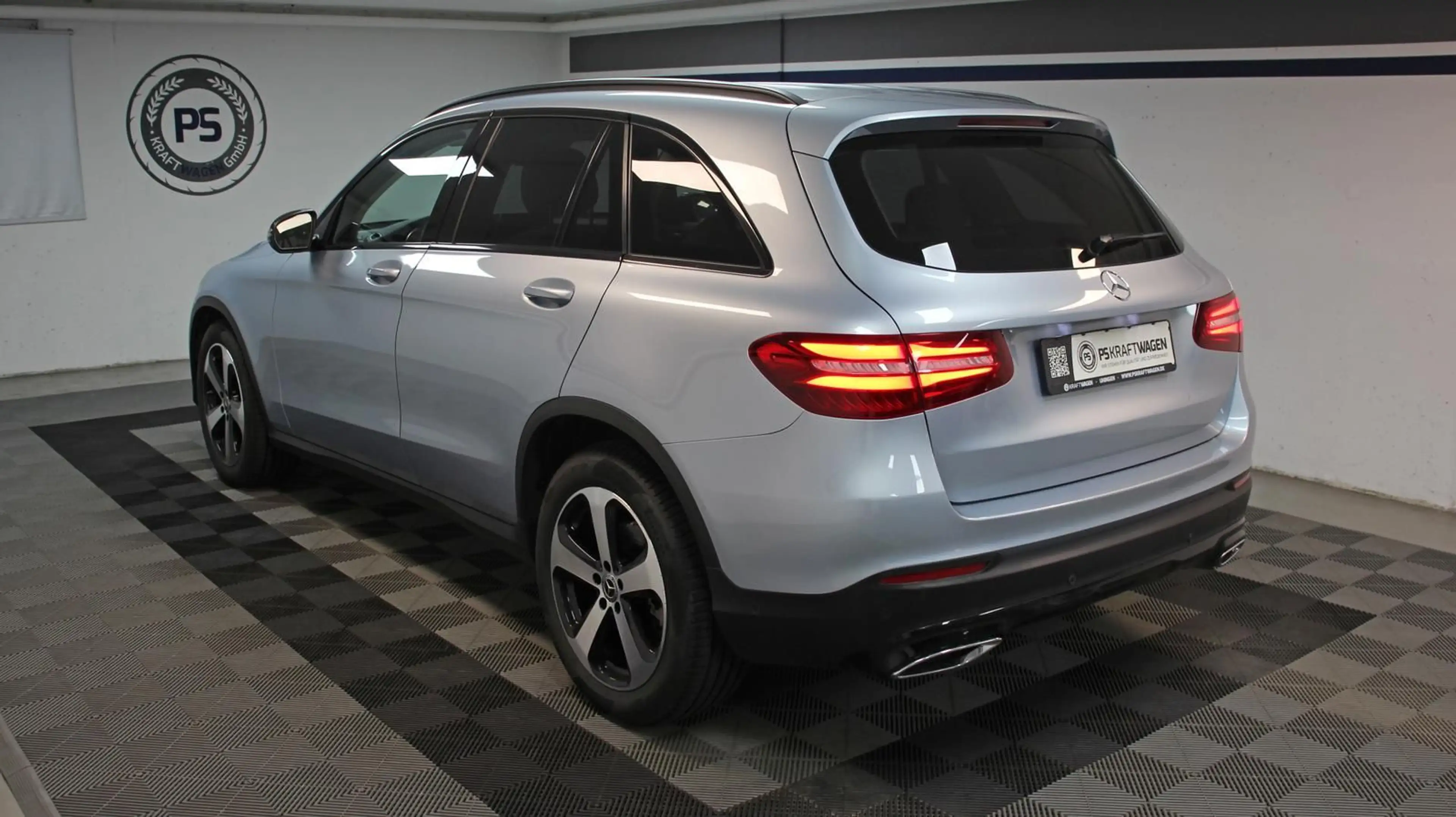 Mercedes-Benz GLC 350 CDI 4Matic KAMERA DISTRONIC NIGHT 1.HAND — photo 4