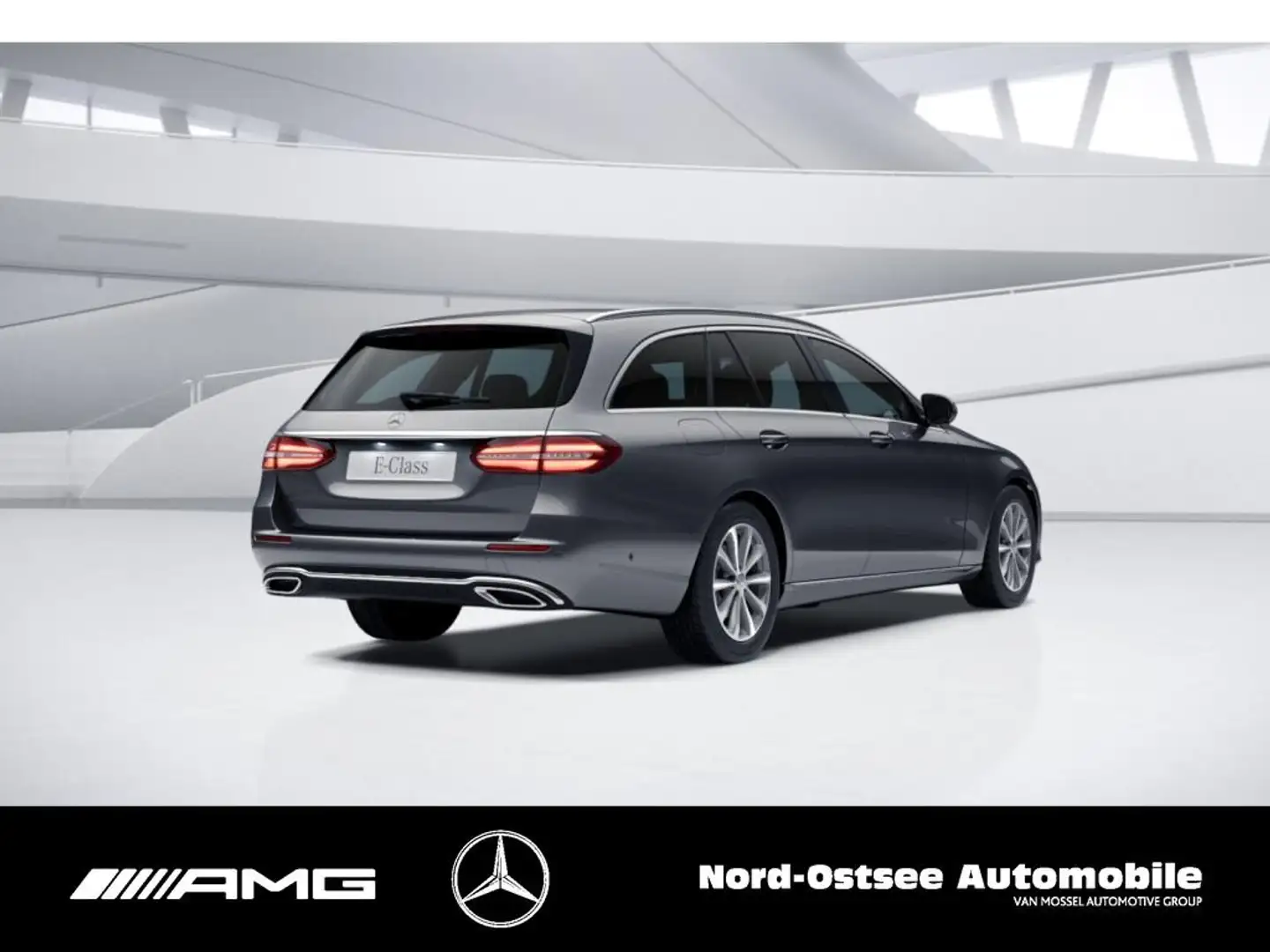 Mercedes-Benz E 220 d T AVANTGARDE COMAND SHD DISTR KAMERA LED Grau - 2