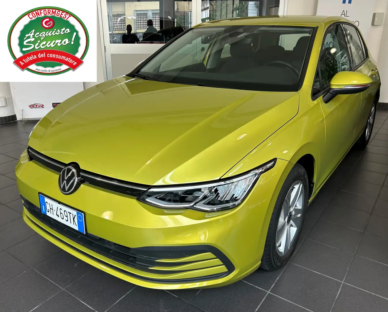 Volkswagen Golf 1.5 TSI Evo Life 130cv Giallo - 1