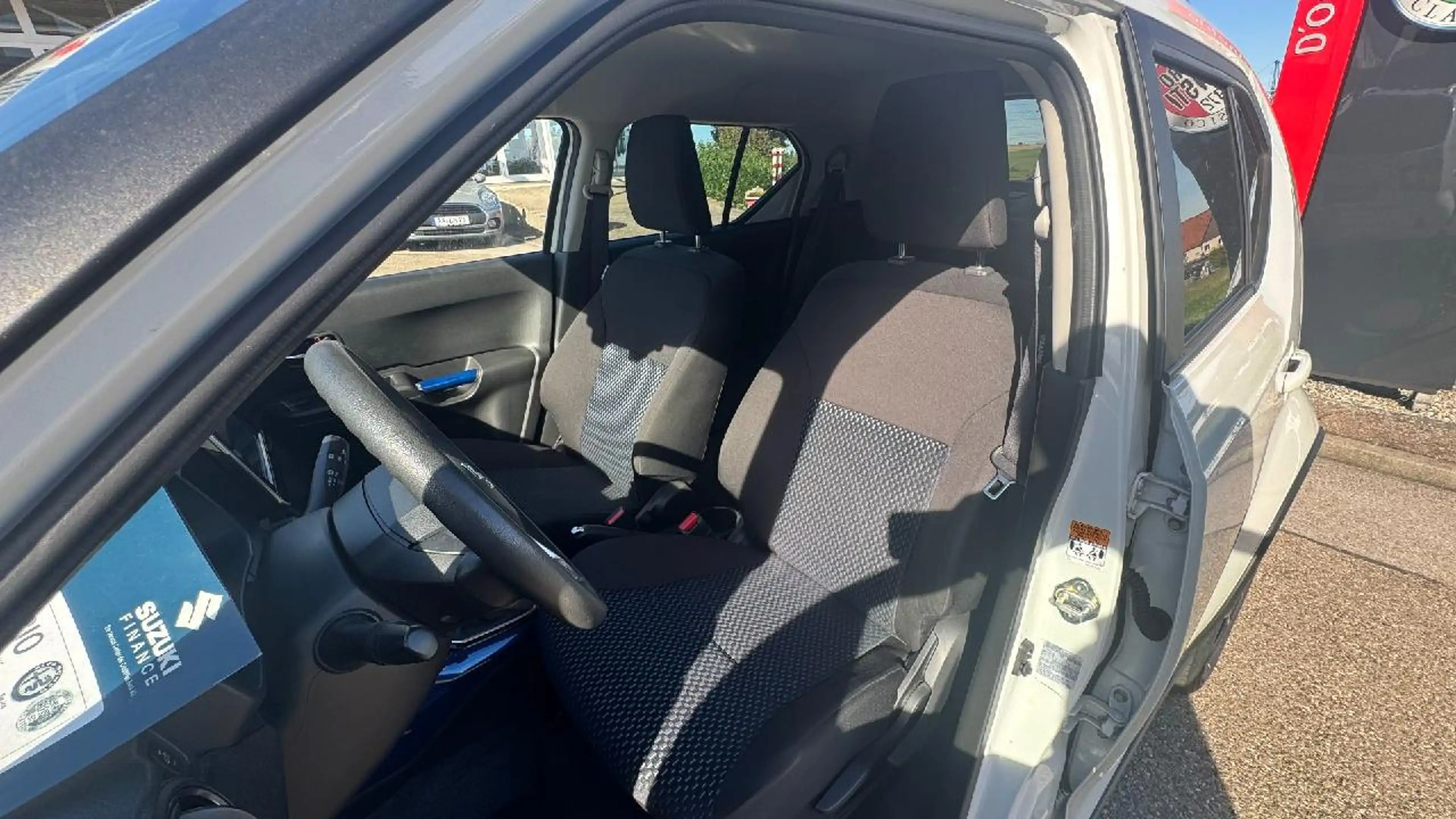 Suzuki Ignis Comfort — photo 6