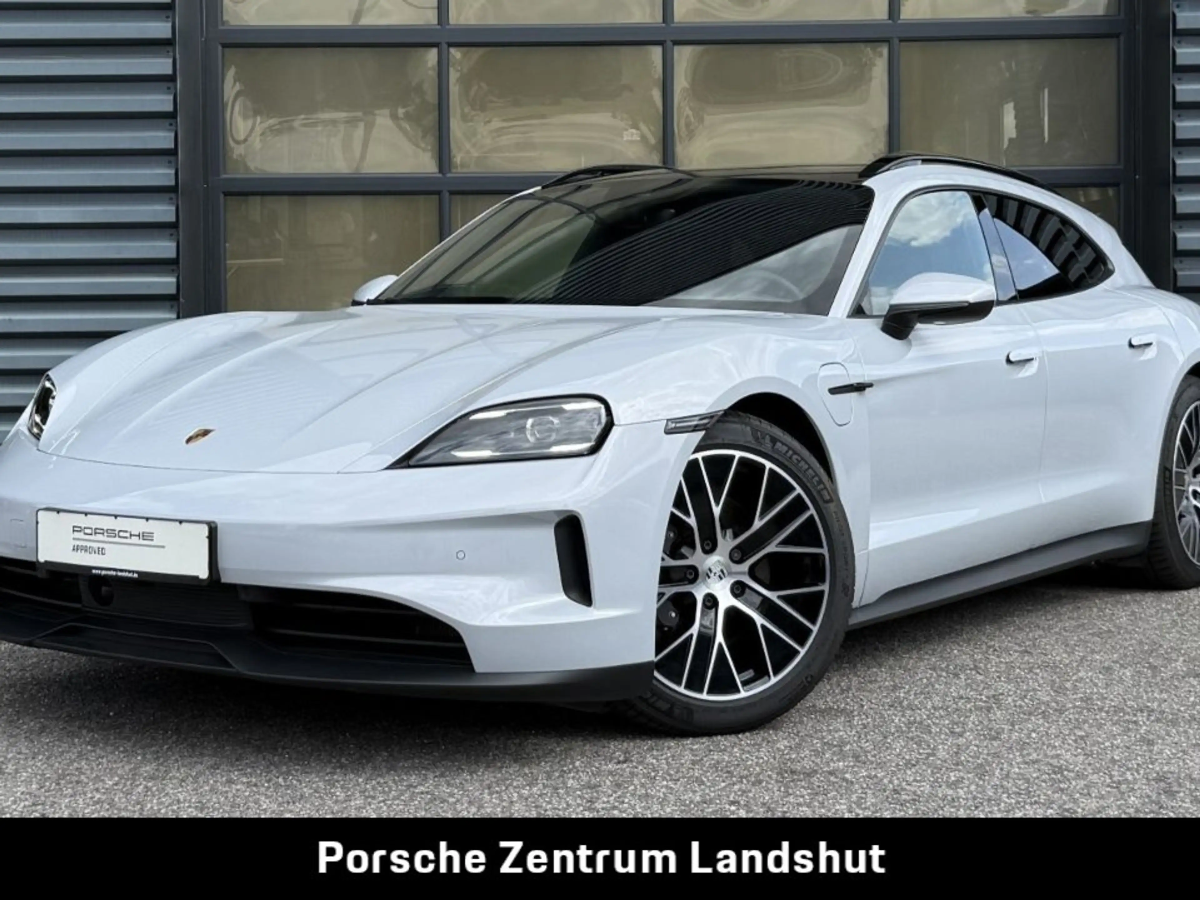 Porsche Taycan Sport Turismo | BOSE | Panoramadach |