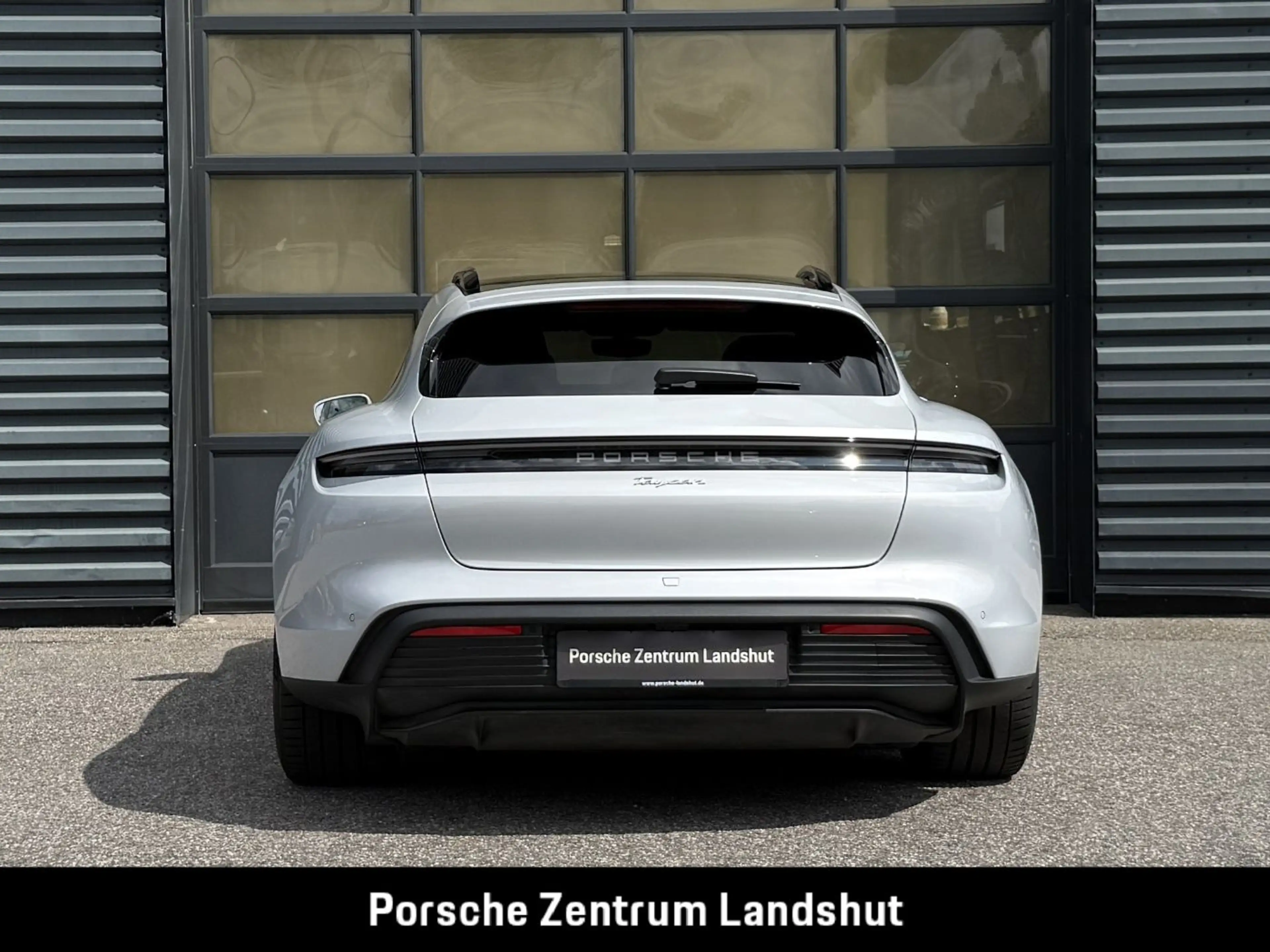 Porsche Taycan Sport Turismo | BOSE | Panoramadach | — photo 5