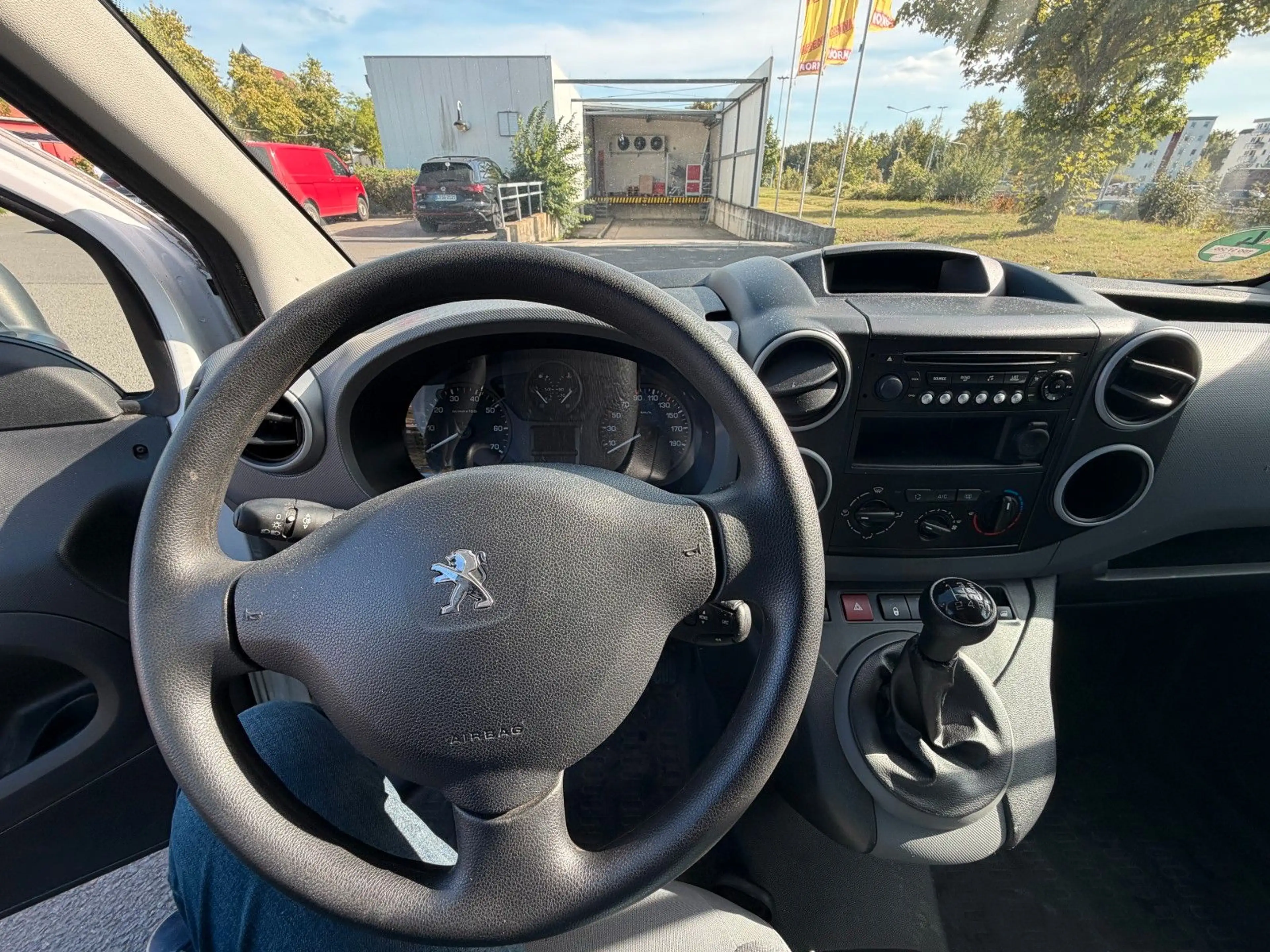 Peugeot Partner L2 Komfort Avantage / Komfort Plus Avant — photo 12