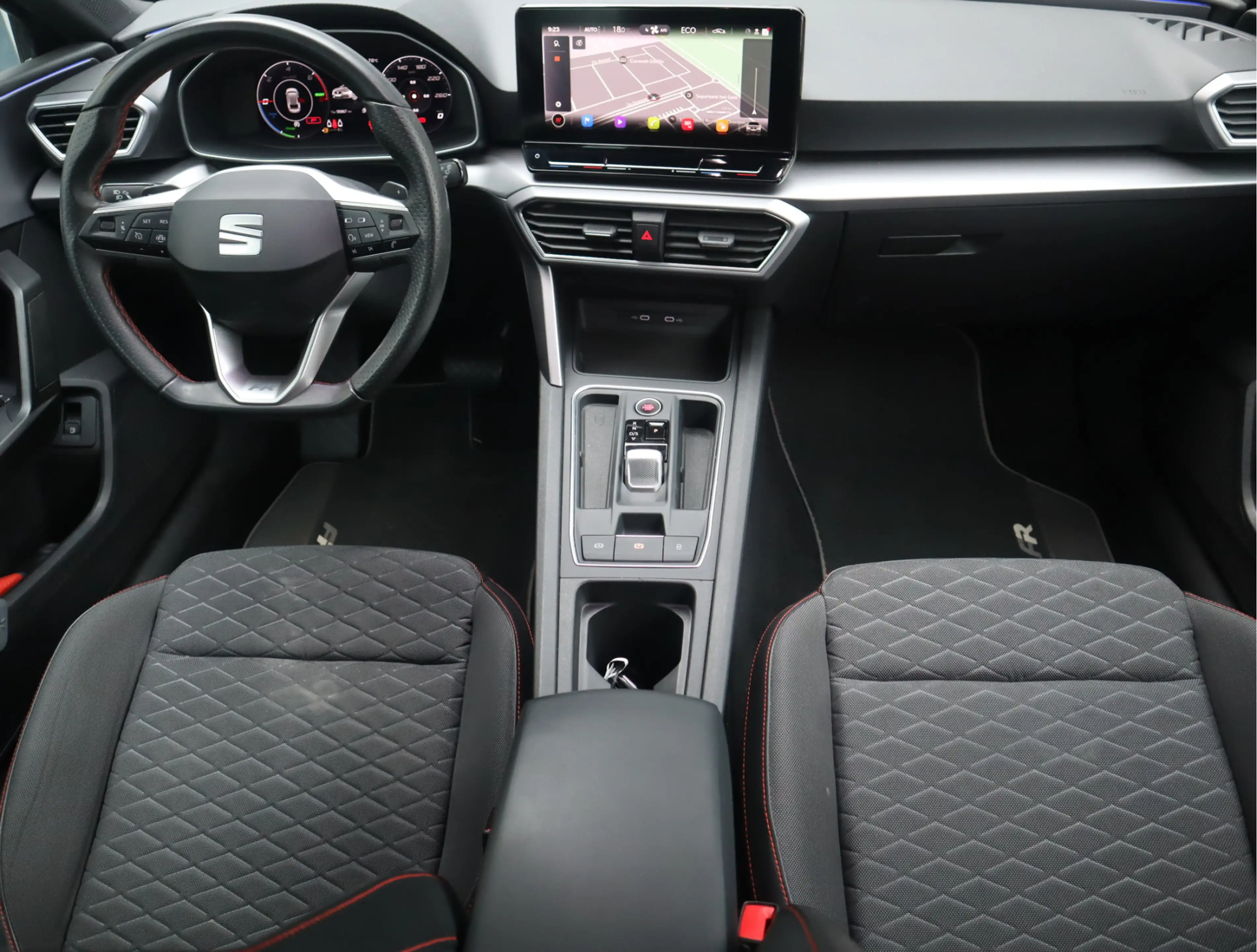 SEAT Leon e-Hybrid Sportstourer 1.4 TSI eHybrid PHEV FR Navi / Carpla — photo 5