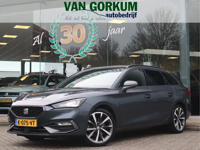 SEAT Leon e-Hybrid Sportstourer 1.4 TSI eHybrid PHEV FR Navi / Carpla