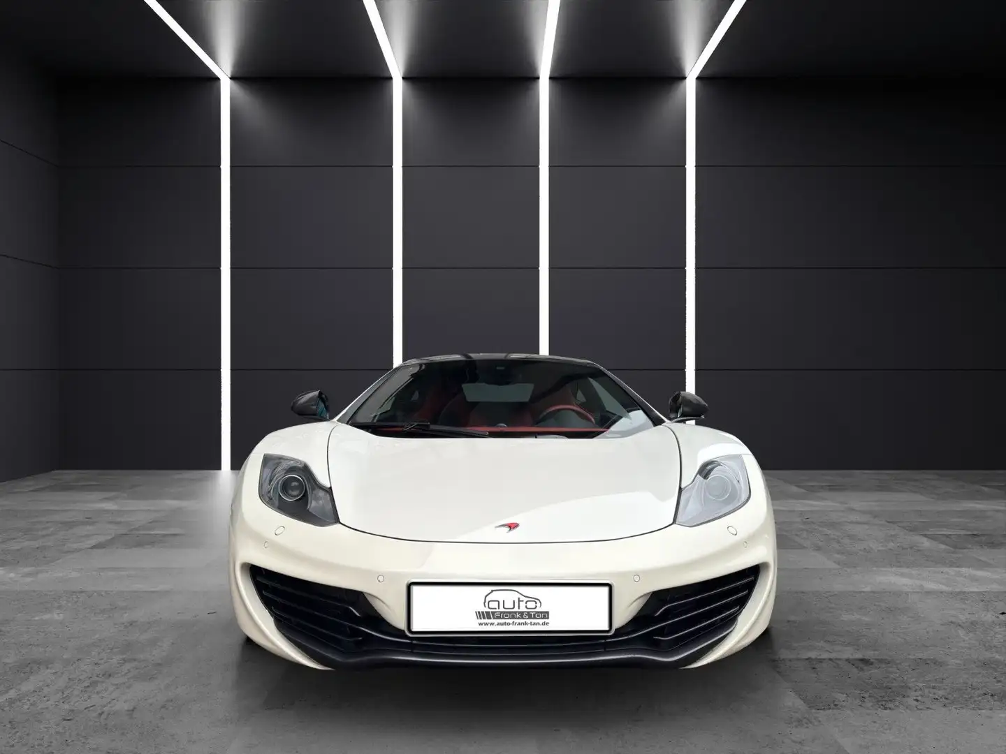 McLaren MP4-12C 3.8V8/1HAND/CARBON/SCHECKHEFT/UNFALLFREI Weiß - 2