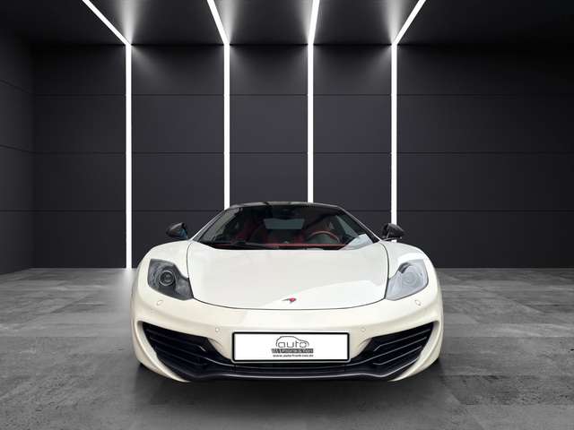 McLaren MP4-12C 3.8V8/1HAND/CARBON/SCHECKHEFT/UNFALLFREI