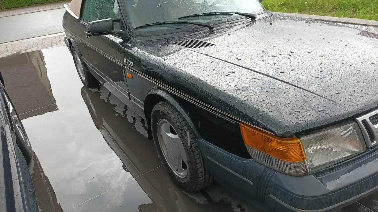 Saab 900, foto 3