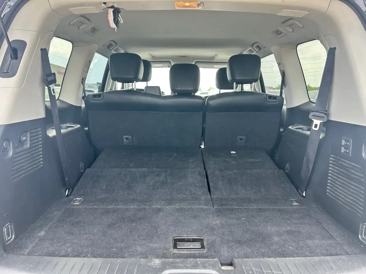 Nissan Armada photo Nissan Armada