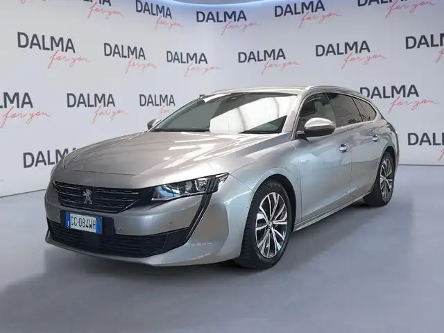Peugeot 508 SW 1.6 hybrid Allure Pack 225cv e-eat8