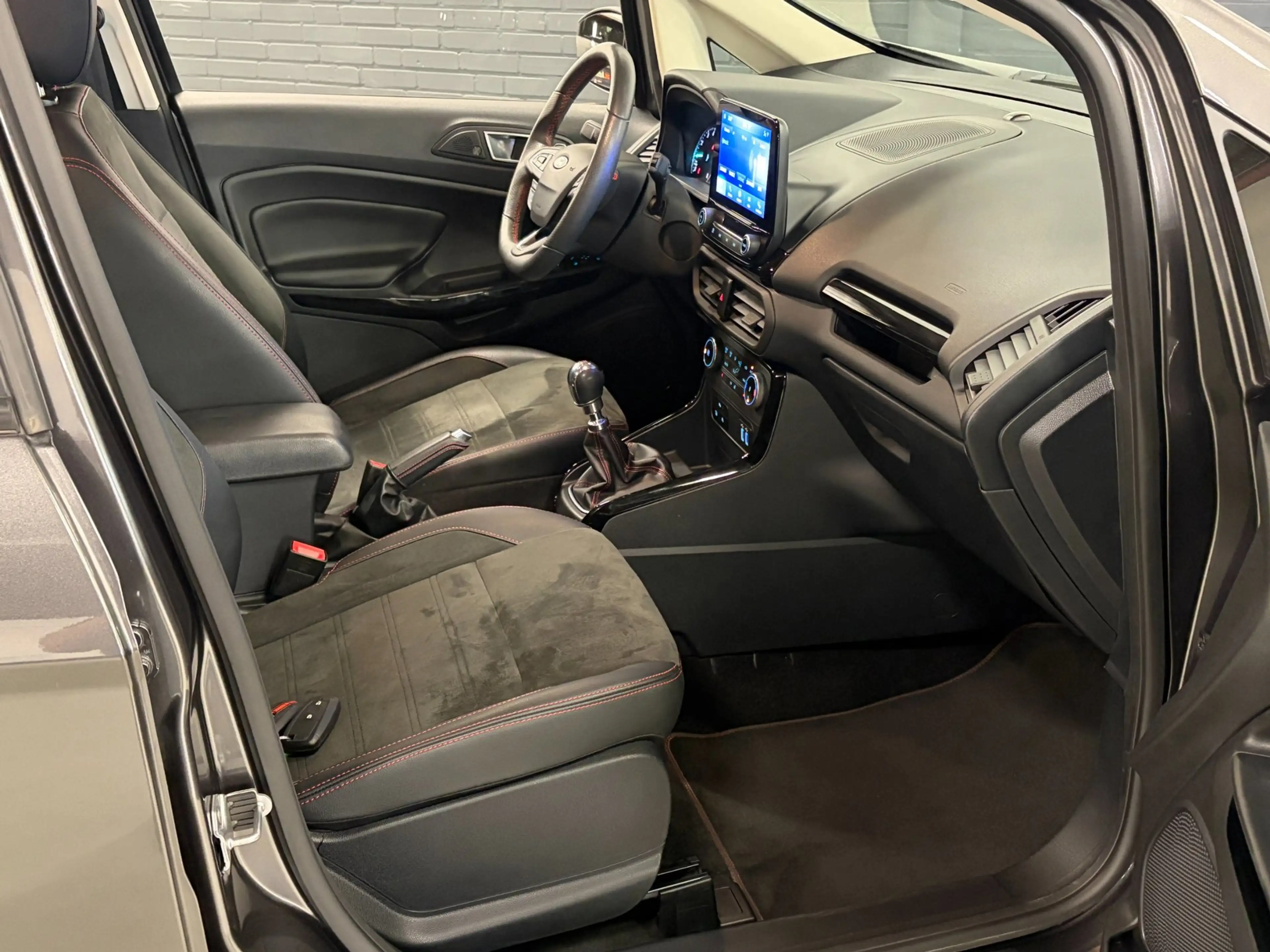 Ford EcoSport 1.0 EcoBoost ST-Line 125pk Clima / Navi / Camera / — photo 20