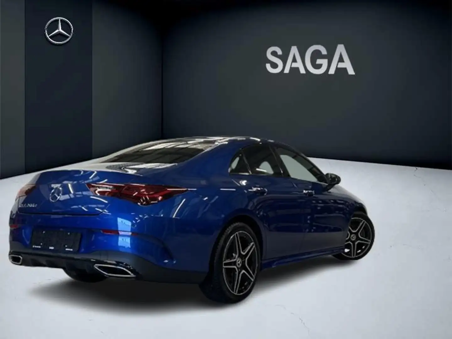 Mercedes-Benz CLA 200 200 d Coupé AMG Pack Night Blau - 2