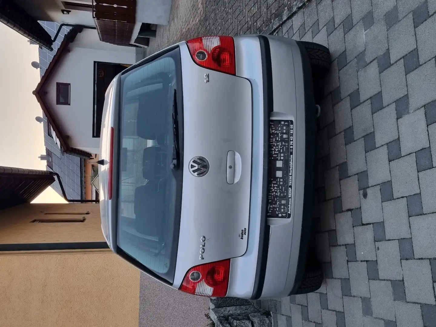 Volkswagen Polo Basis Grau - 2