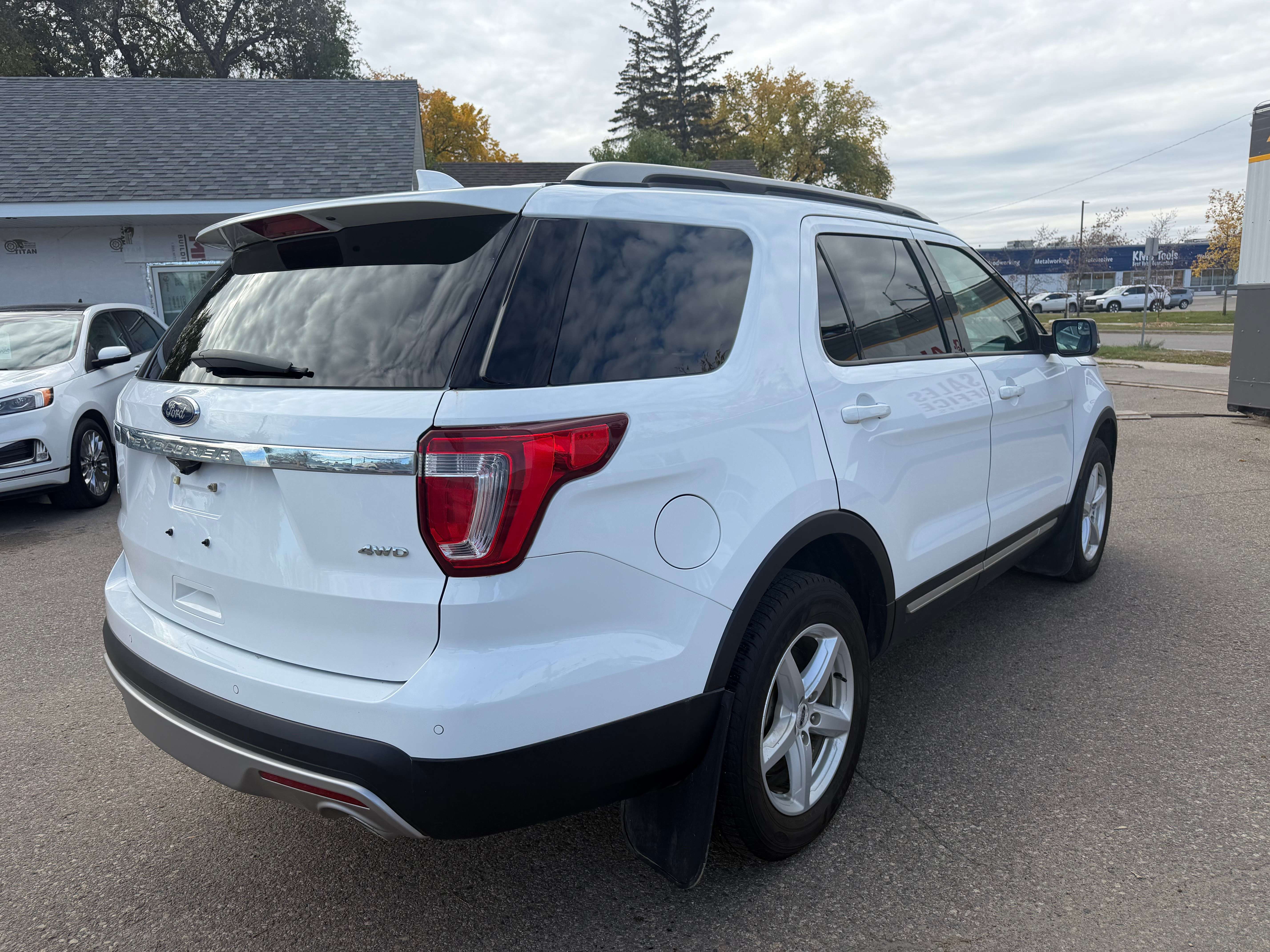 2017 Ford Explorer