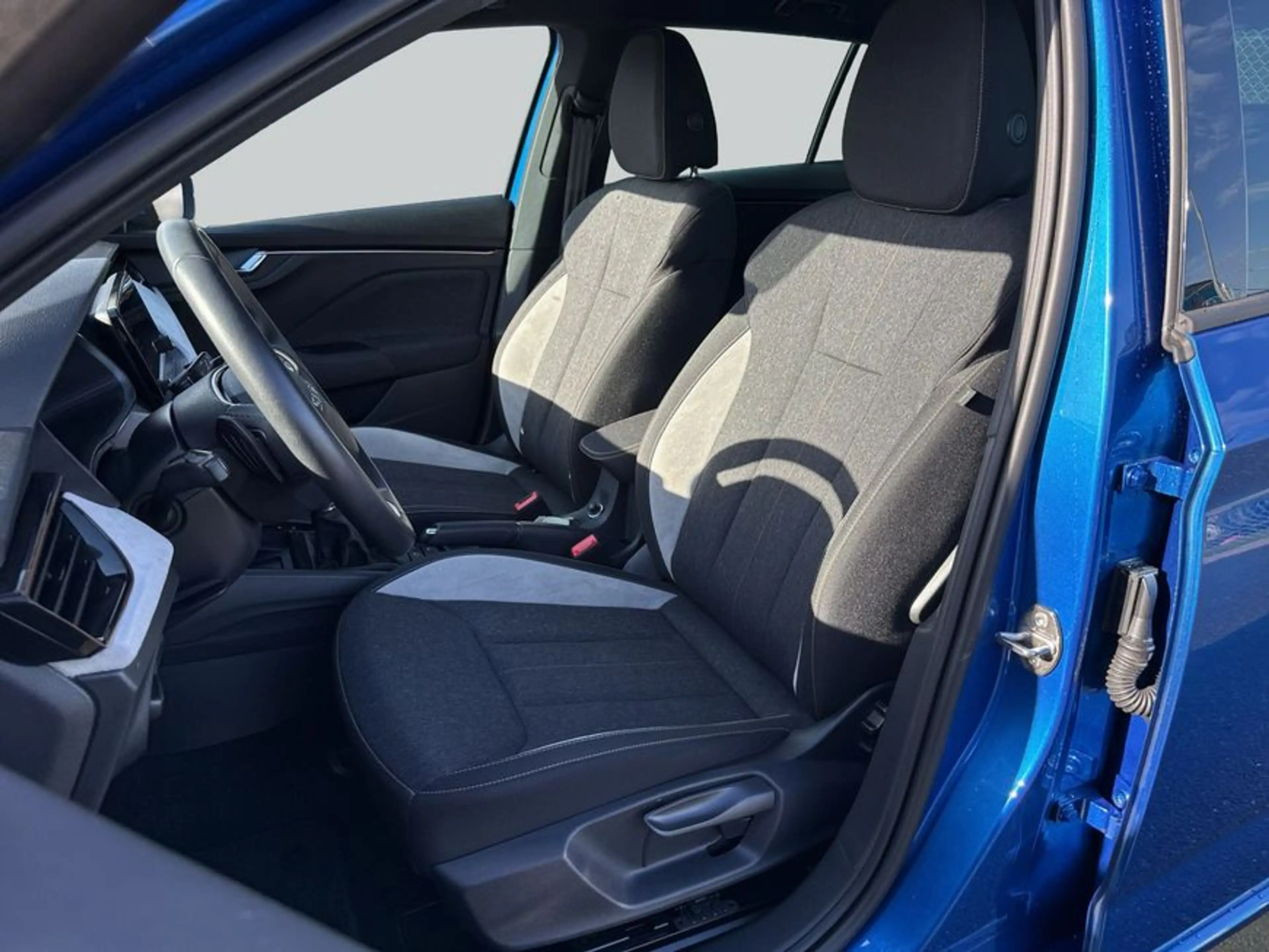 Skoda Scala 1.5 TSI DSG Selection Tour Kamera/Pano — photo 10