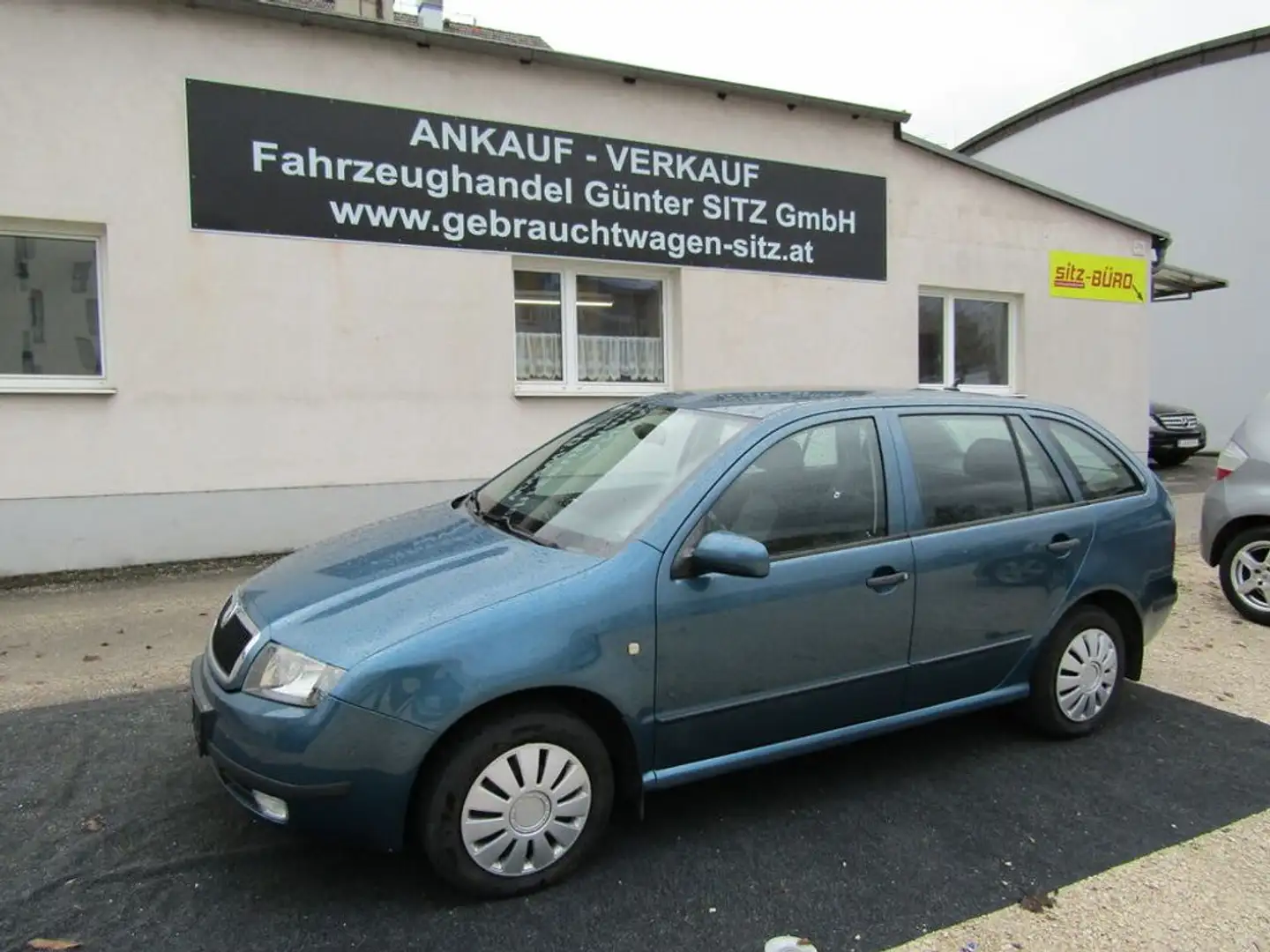 Skoda Fabia Flash Blau - 1