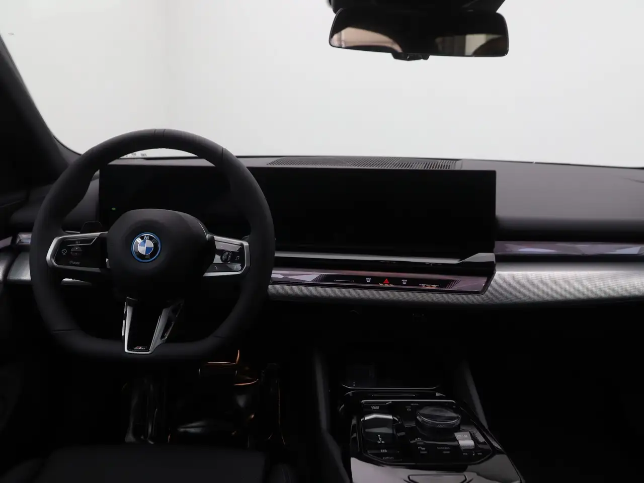 BMW i5 2026 — фото 12