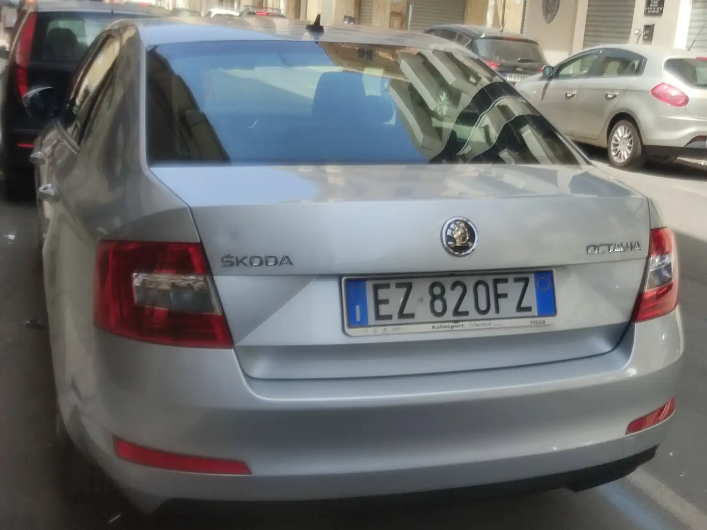 Skoda Octavia Octavia III 2013 Berlina 2.0 tdi cr Executive Argento - 2